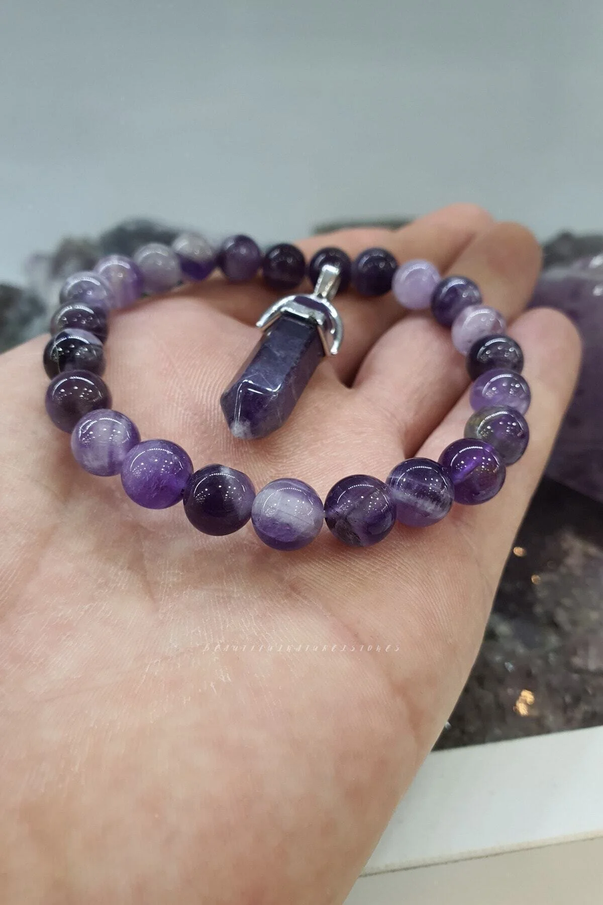 دستبند فشن سنگ طبیعی آمیتیست با کیفیت 8 میلی متری همراه هدیه گردنبند انرژی زندگی beautifulnaturelstones