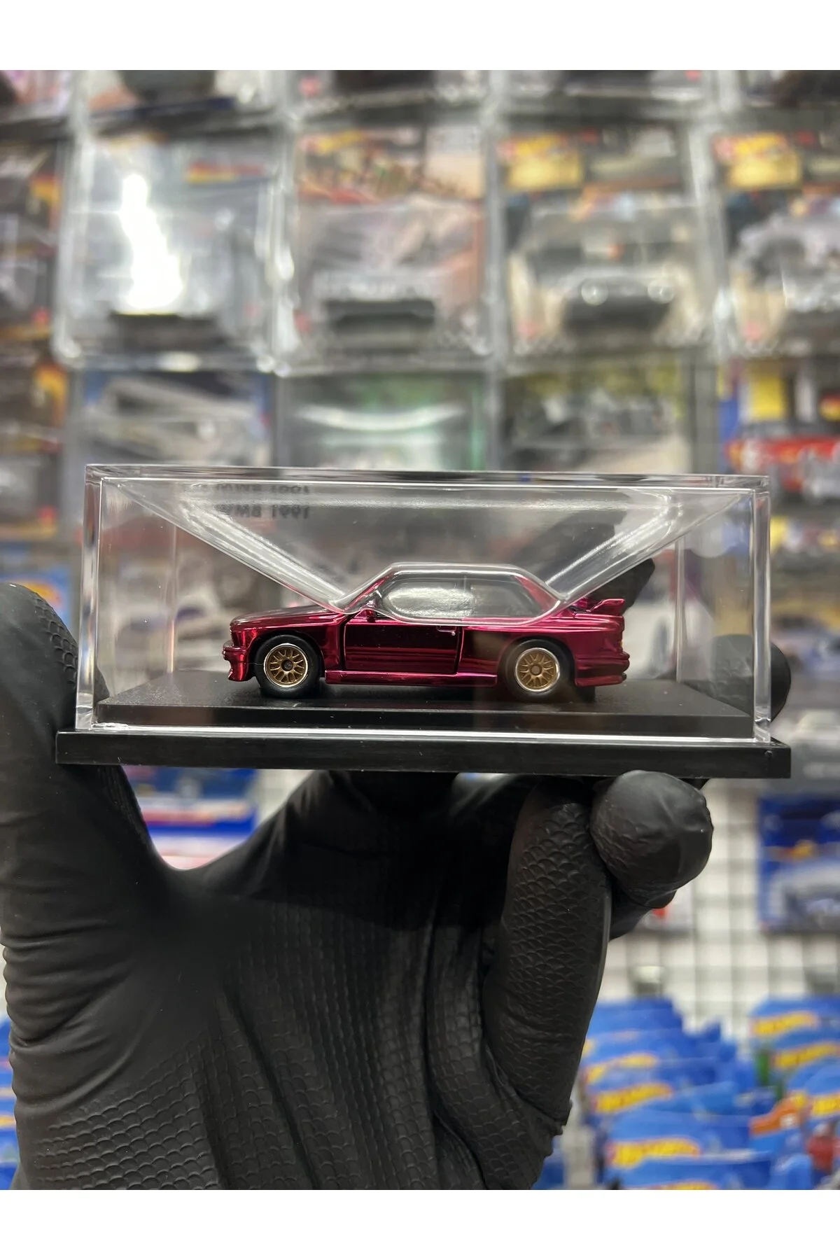 ماشین BMW M3 مدل 1991 (مقیاس 1:64) نسخه ویژه RLC