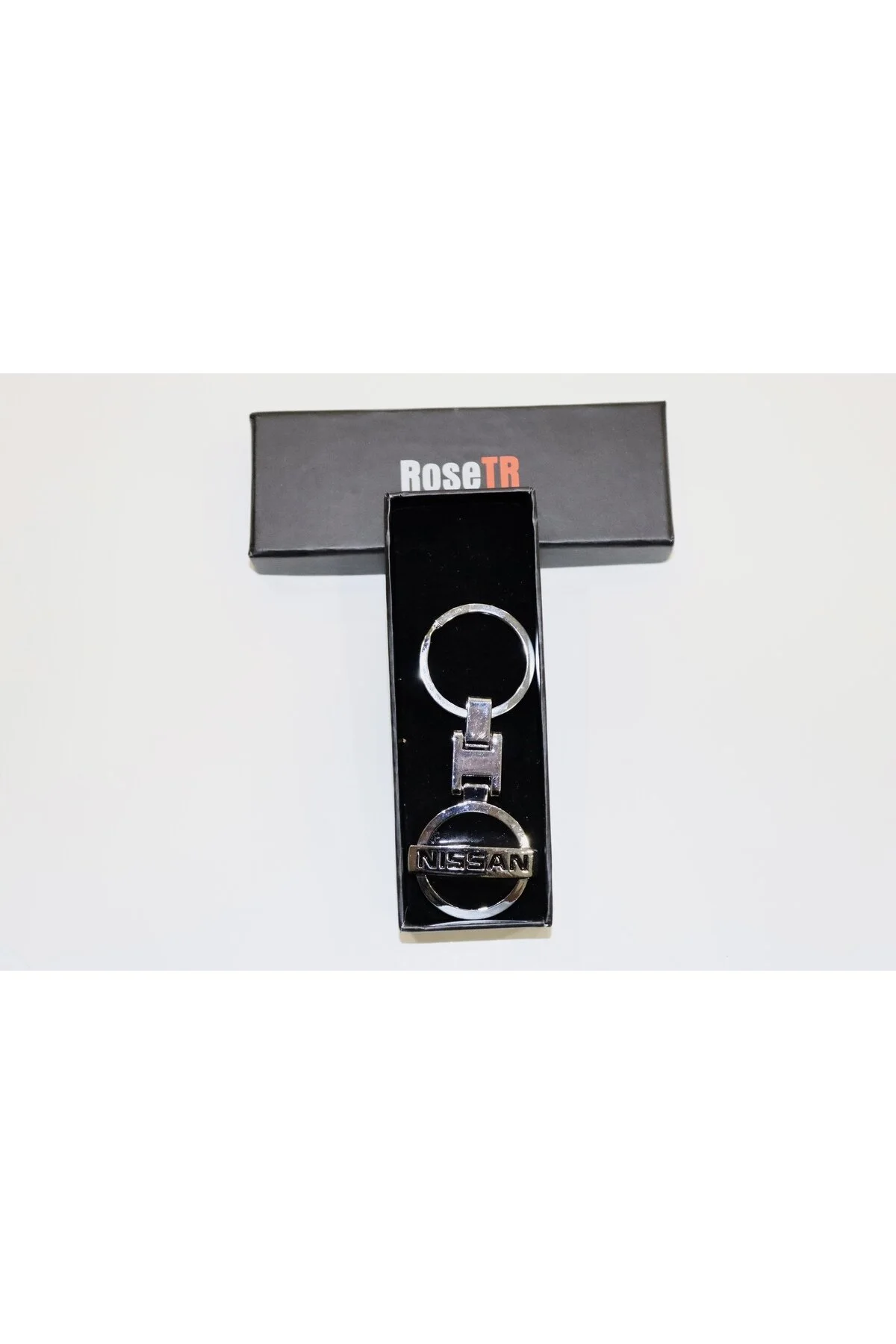 جاسوئیچی خودرو مشکی دور فلزی سیاه نیسان RoseTR