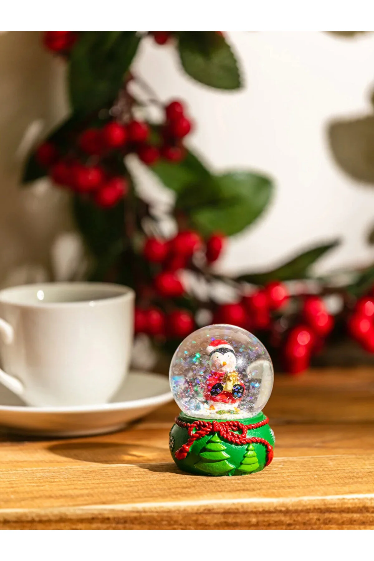 گوی برفی LCW HOME SNOW GLOBE با تم سال نو 5 سانتی متری از ترکیه LC Waikiki