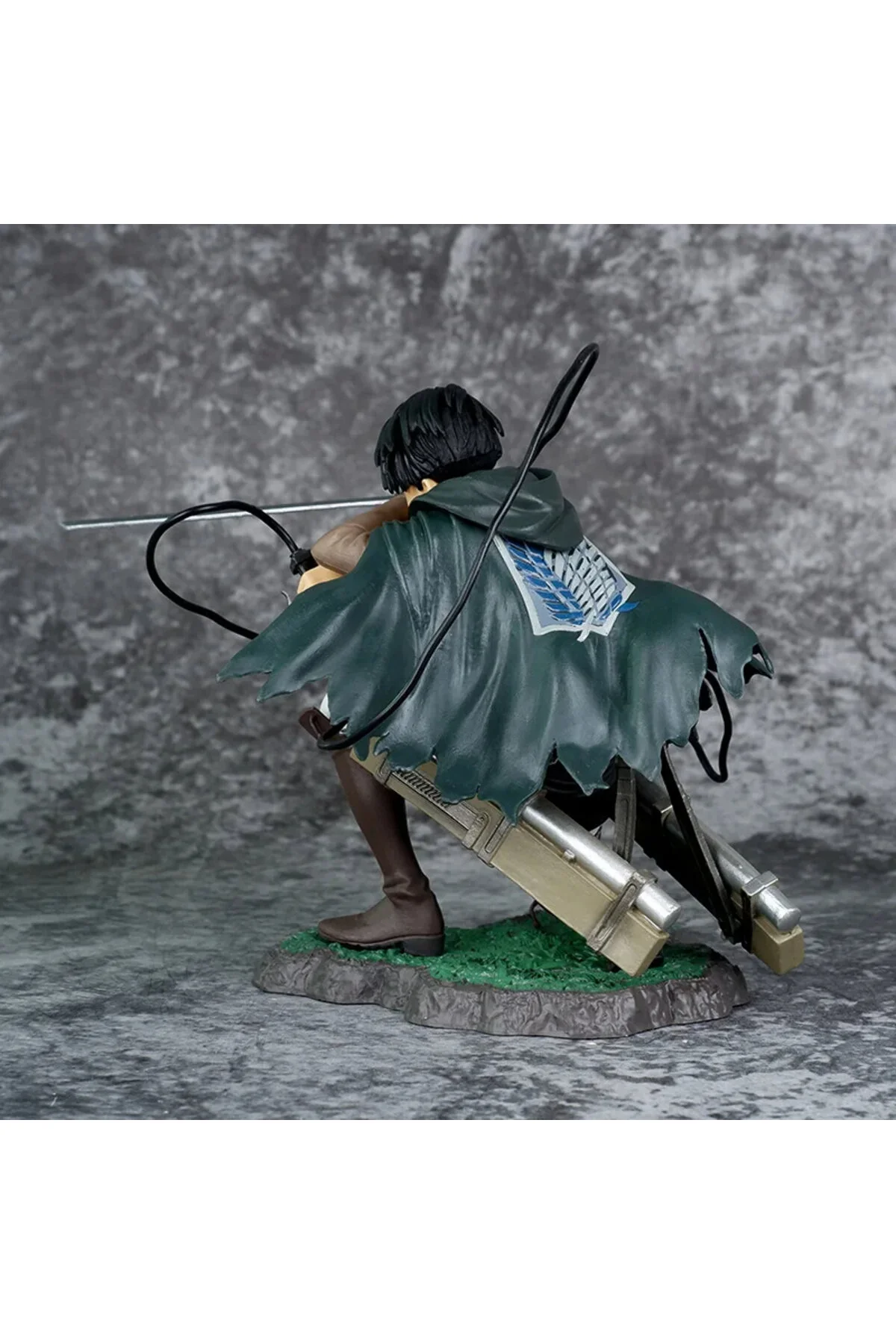 فیگور حمله به تایتان اکشن اسباب بازی کاپیتان لوی آکرمن BATTLE DAMAGE FIGURE BRINQUEDOS 18CM از ترکیه TEEMOOD PIRATE PARROT