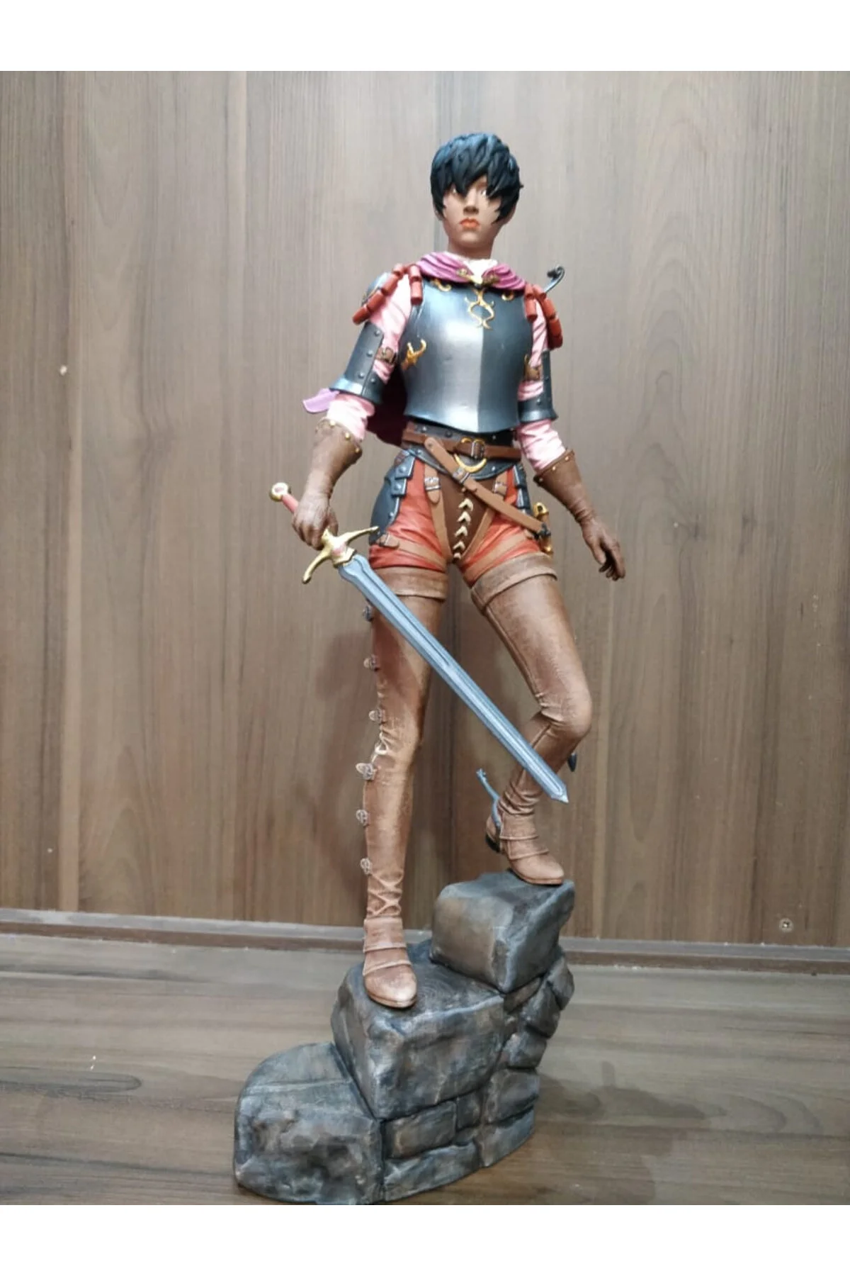 فیگور نقاشی شده BERSERK CASCA در سایز بزرگ 25 سانتی متر TuransoyCraft