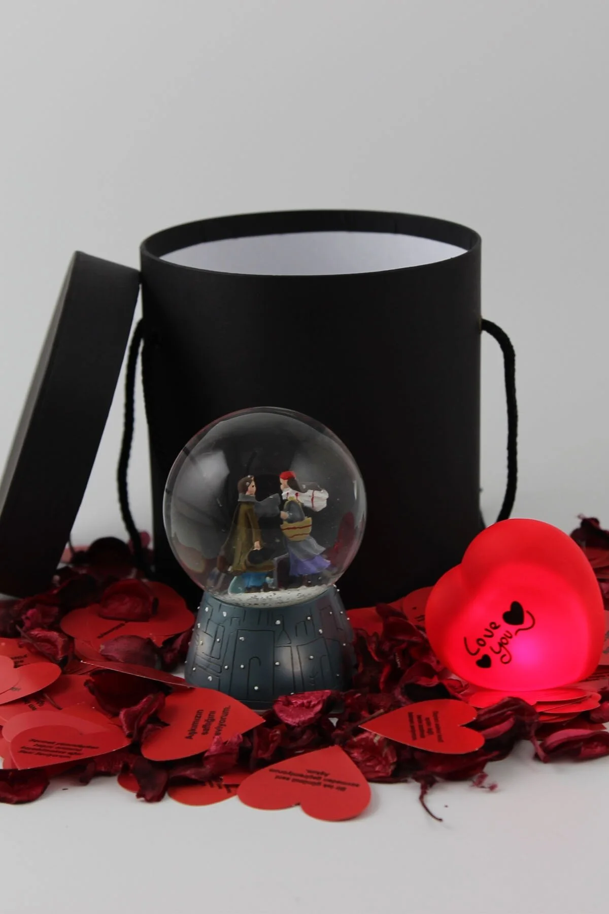 گوی برفی SNOW GLOBE موسیقی نور مجموعه جعبه با تم عاشق هدیه برای سیاه از ترکیه moryconcept