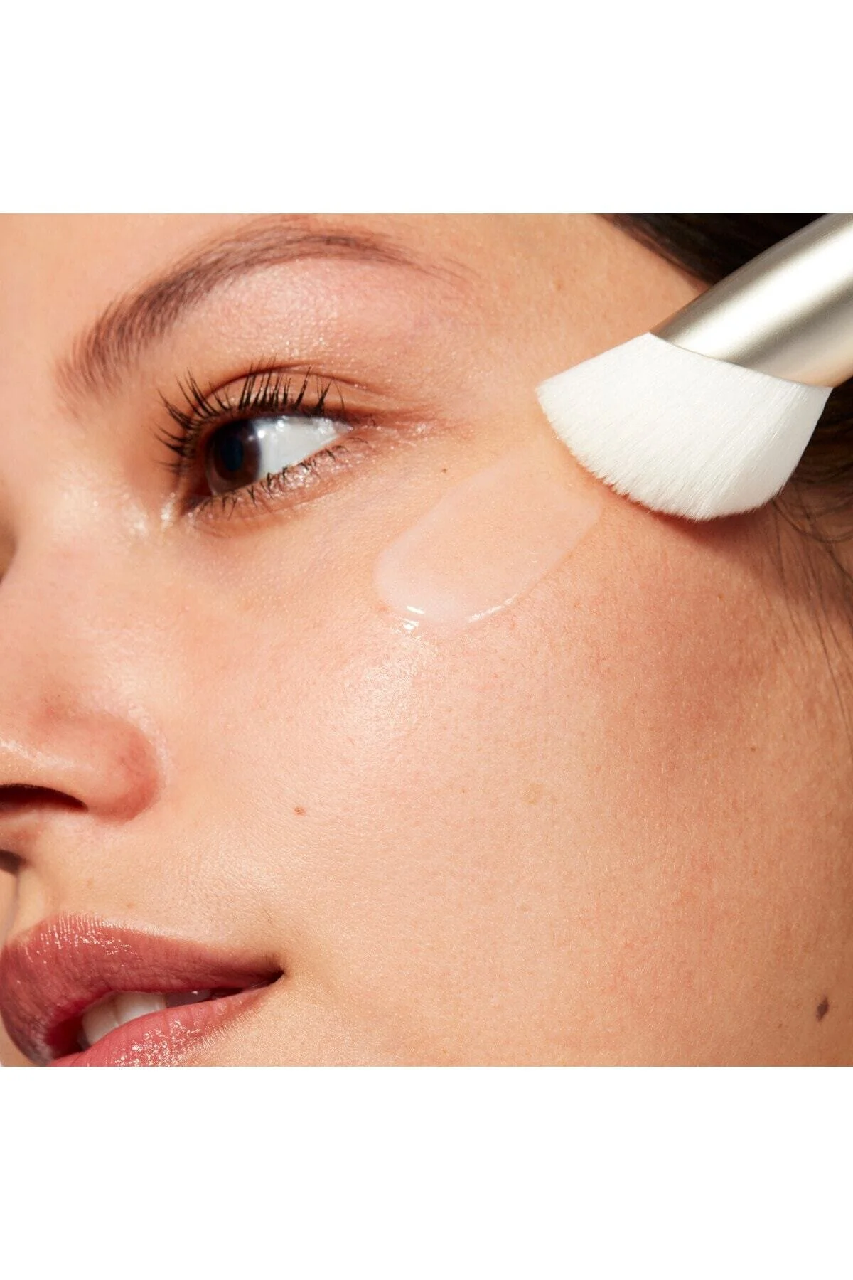 Mac براش کرم های مراقبتی پوست Hyper Real™ حاوی خواص میکروپاکسازی