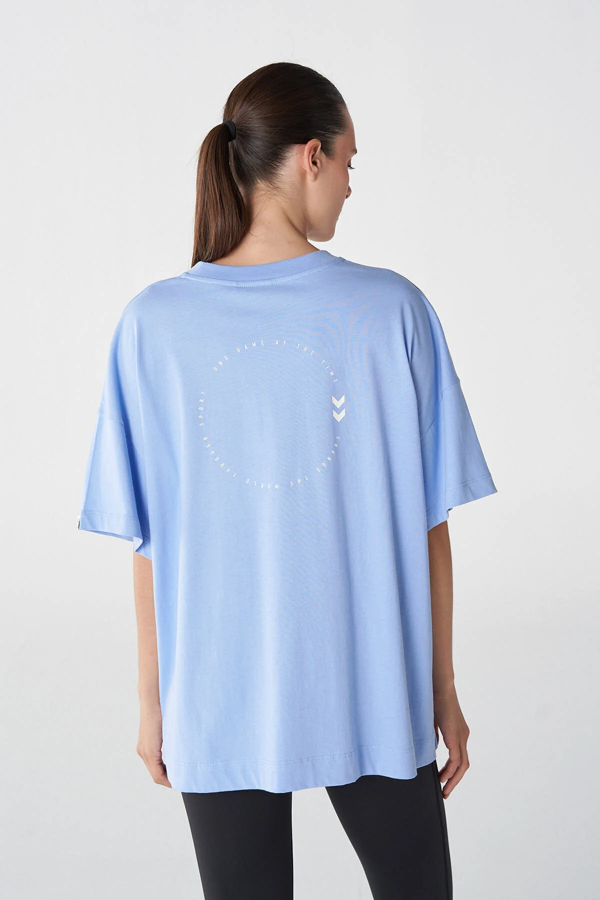 تی شرت آبی زنانه shura بزرگ و آستین کوتاه t shirt hummel