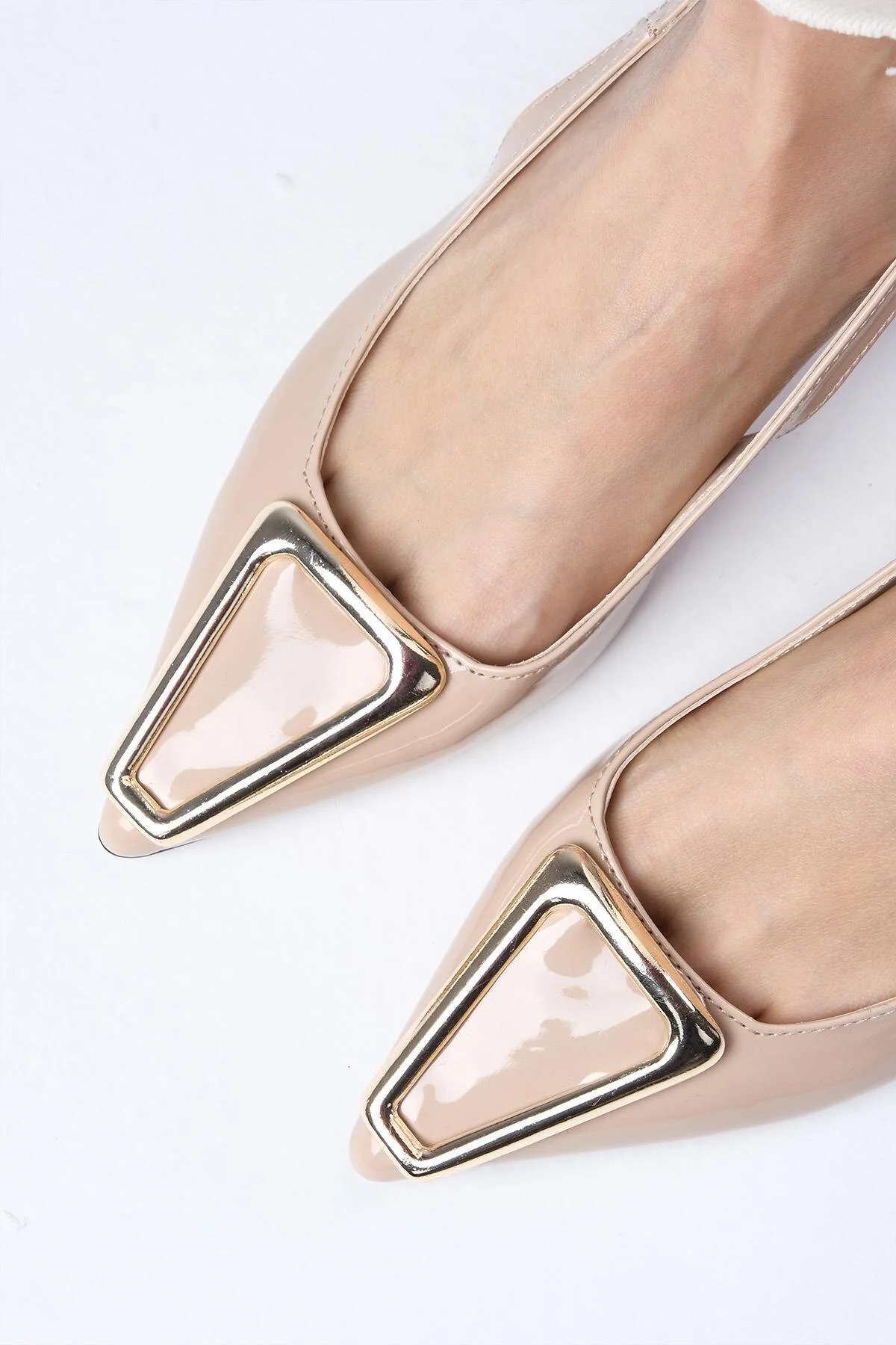 کفش پاشنه کلاسیک نود زنانه Milena Skin Patent چرمی Metal Cuckle Mini Heel Mio Gusto
