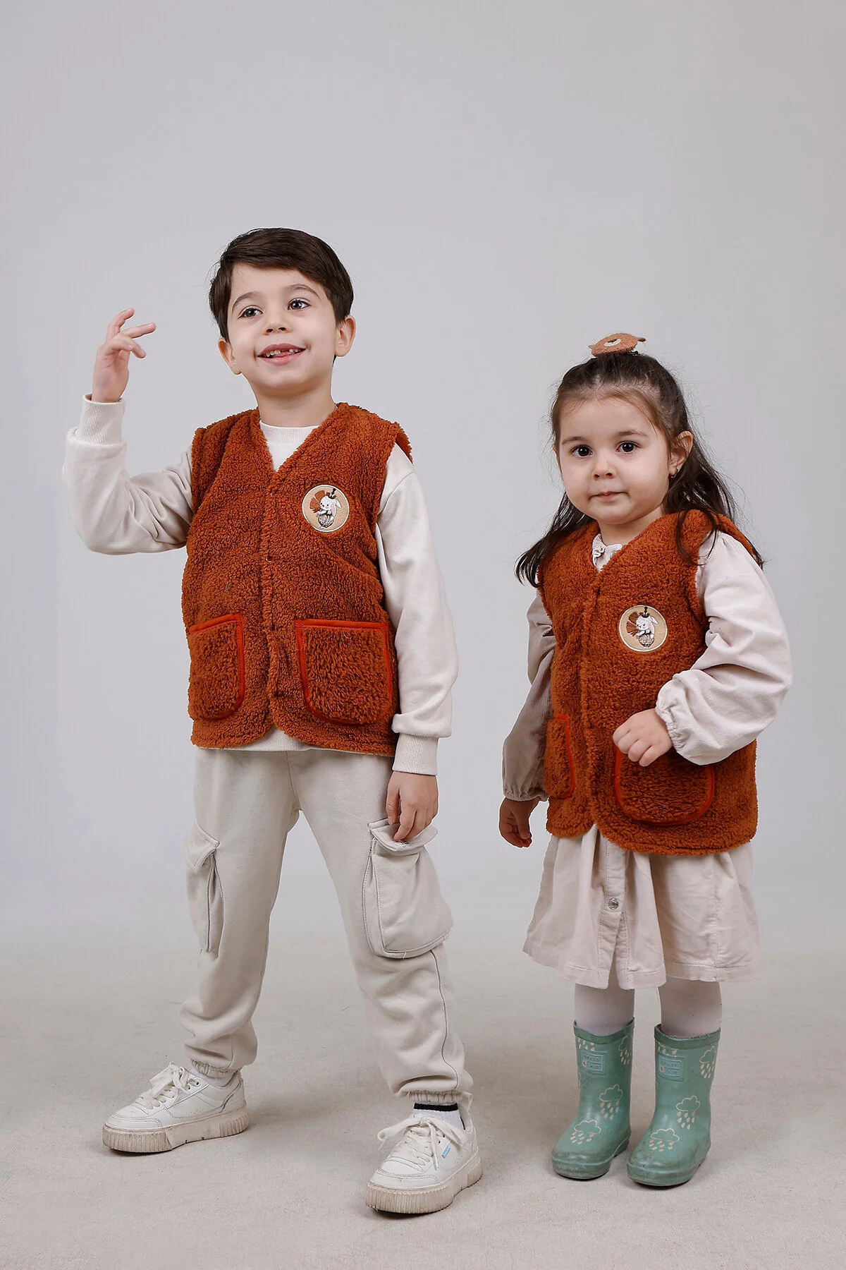 جلیقه پسرانه و دخترانه بچگانه گلدوزی POLUSH POLAR CHILDREN WELLSOFT JUNİPERUS