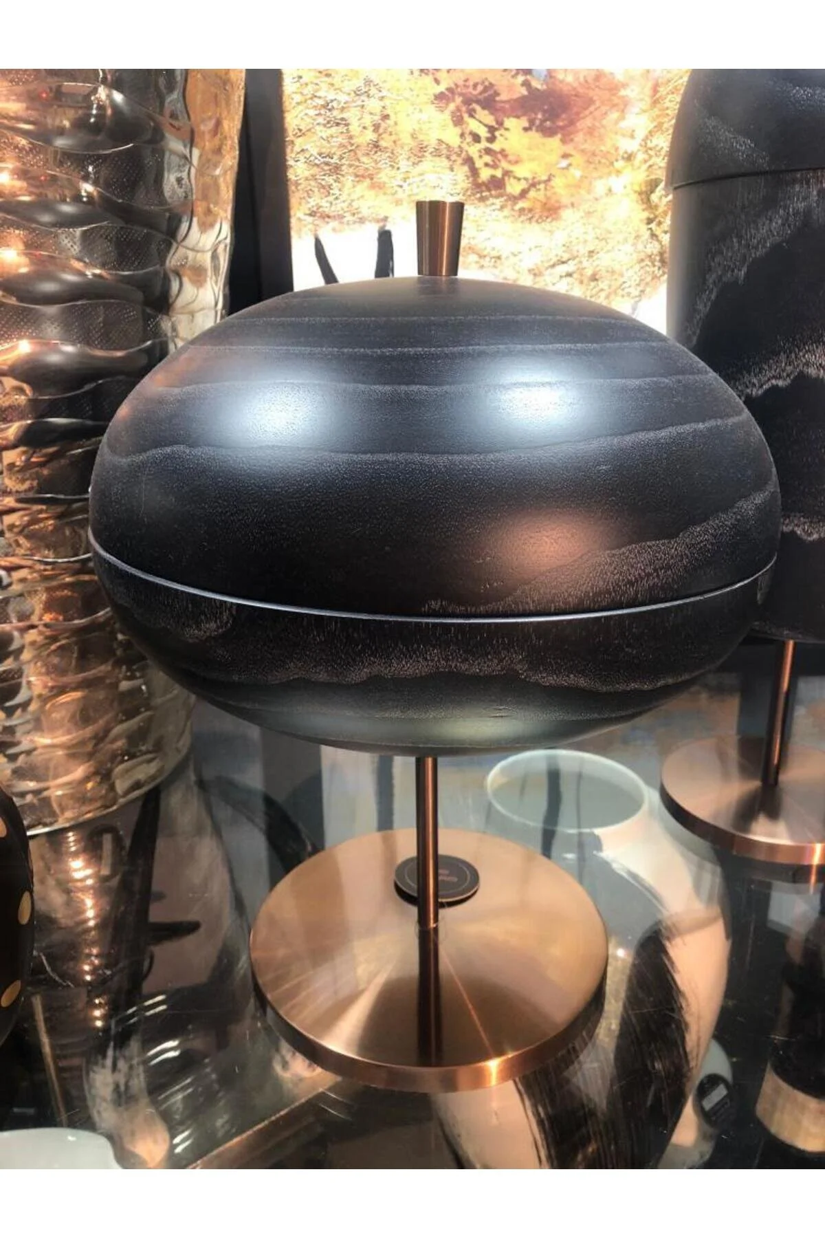 اشیاء دکوراتیو و مجسمه مکعب چوبی با پاهای سیاه 32X40 سانتی متر Mikasa Moor