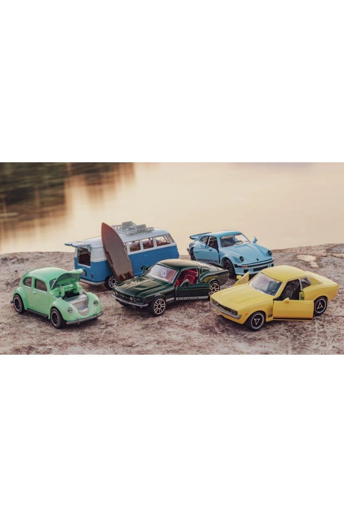 ماشین اسباب بازی VINTAGE METAL DIECAST VOLKSWAGEN BEETLE 52010 Majorette