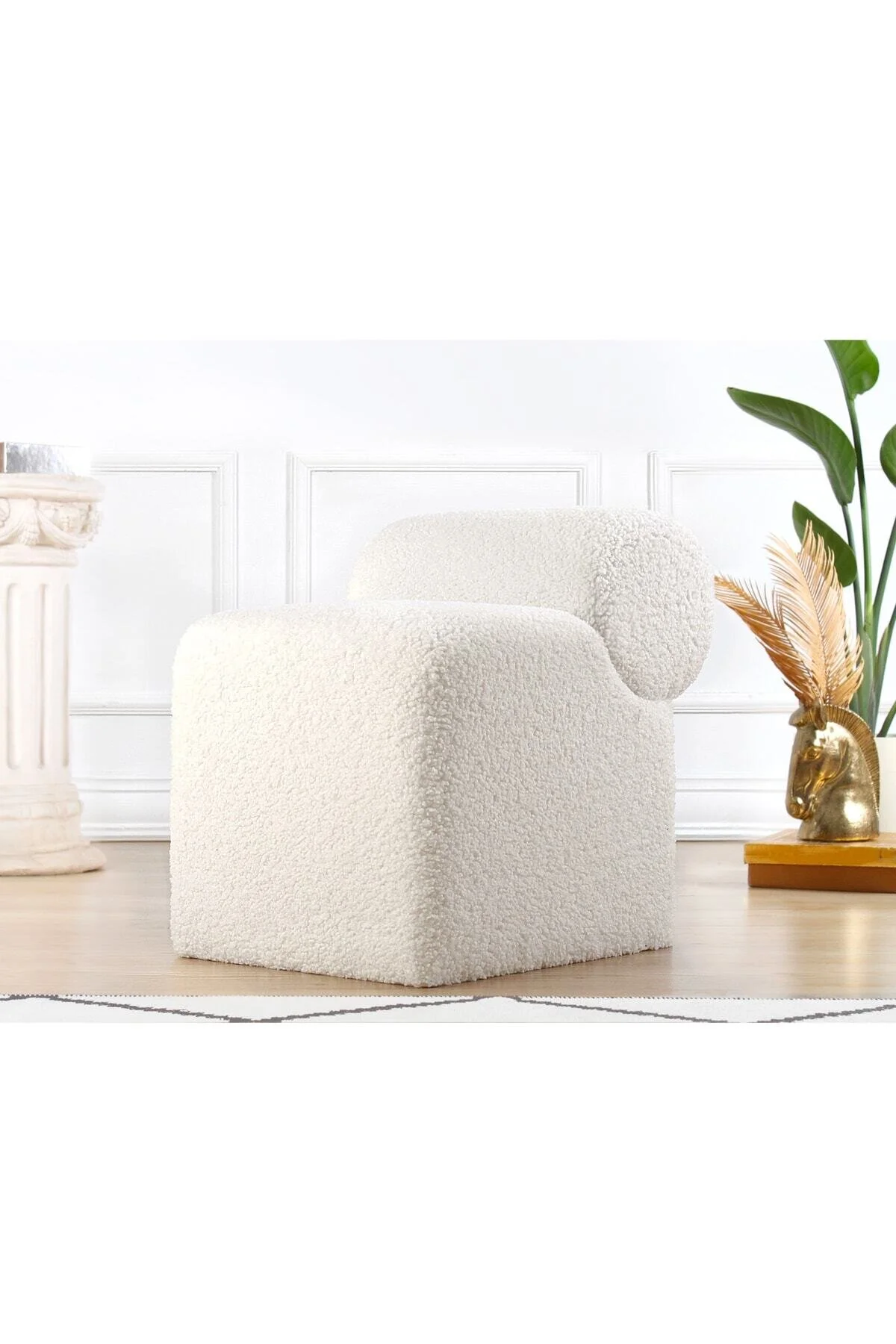 پاف و نیمکت پف خز مونلیک سفید اورجینال Lorence Home