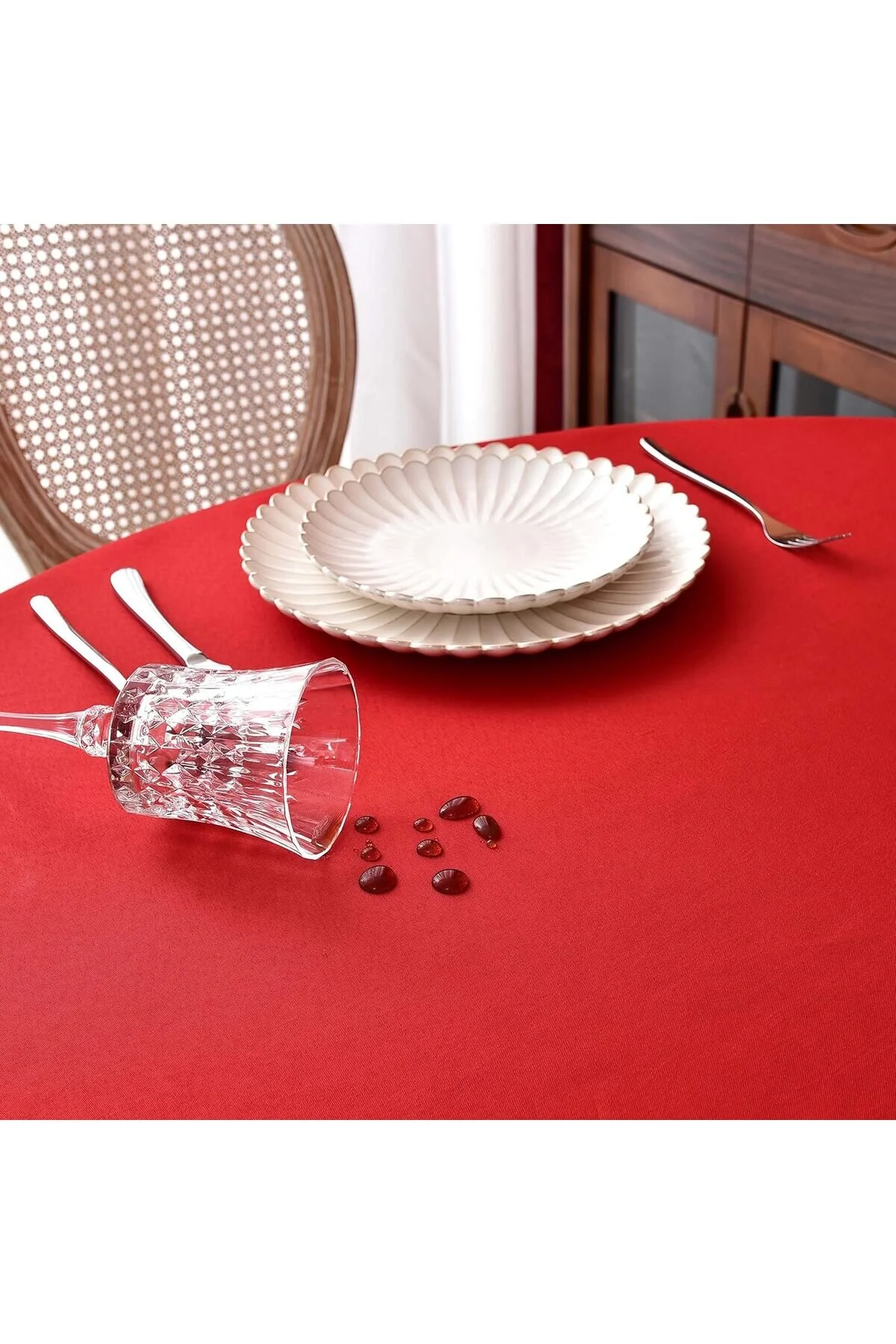 رومیزی قرمز سفره کتانی بی نظیر مایع با رنگ Zeren Home