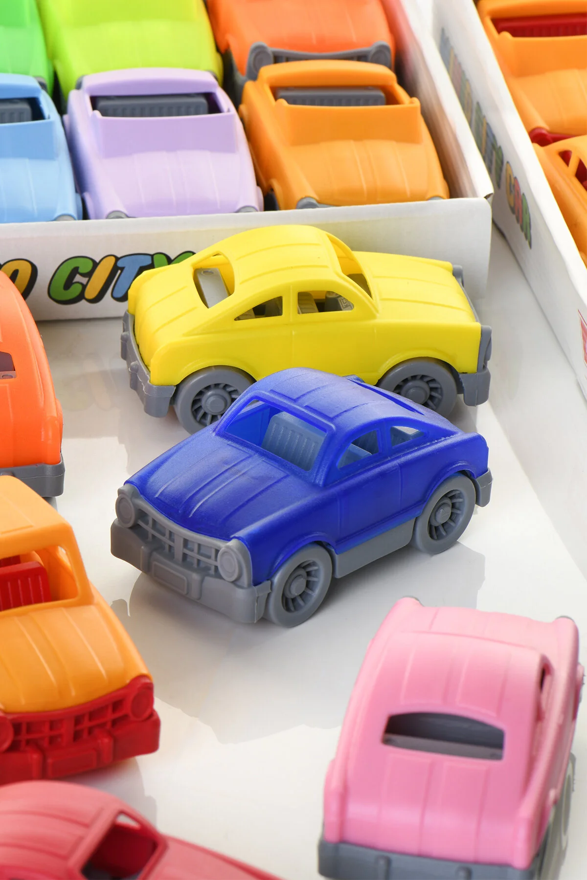 ماشین اسباب بازی MINIQ CITY CAR SUV کلاسیک مجموعه 4 ATAY TOYS