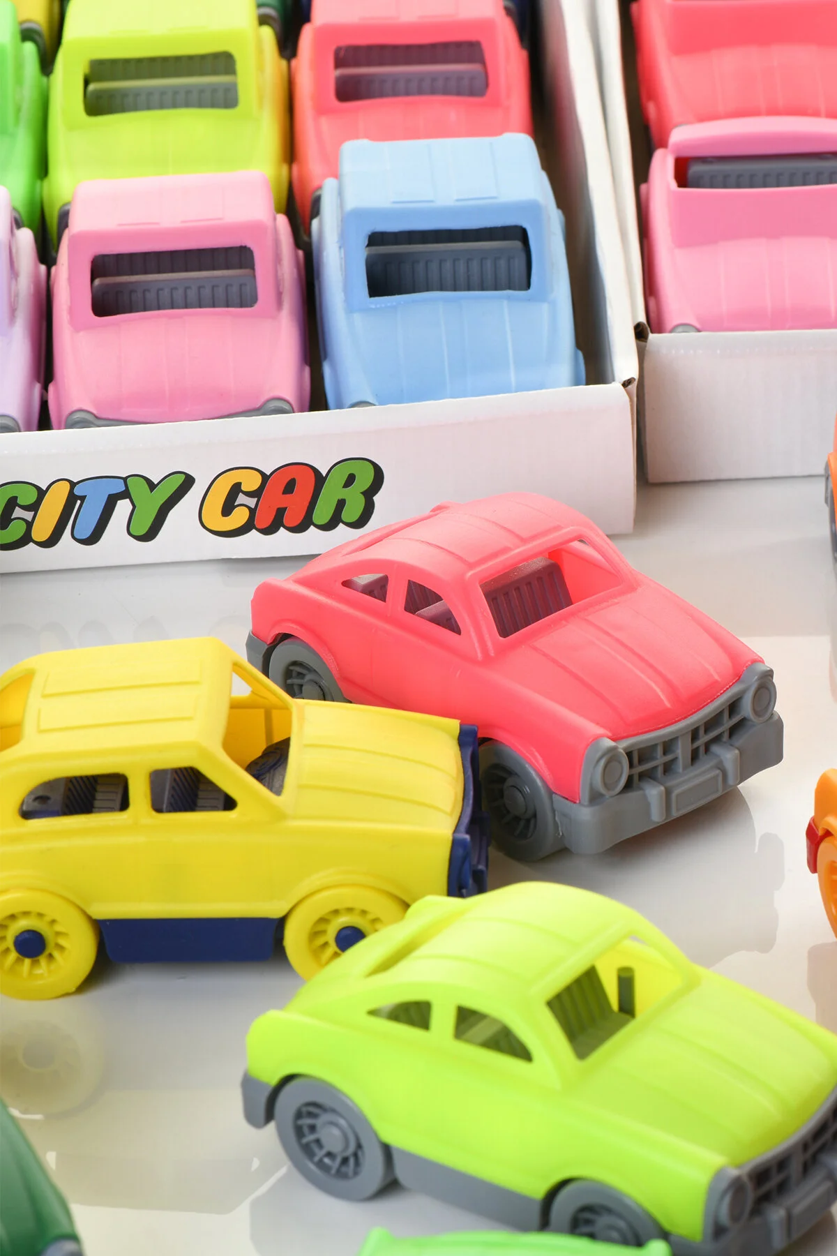 ماشین اسباب بازی MINIQ CITY CAR SUV کلاسیک مجموعه 4 ATAY TOYS