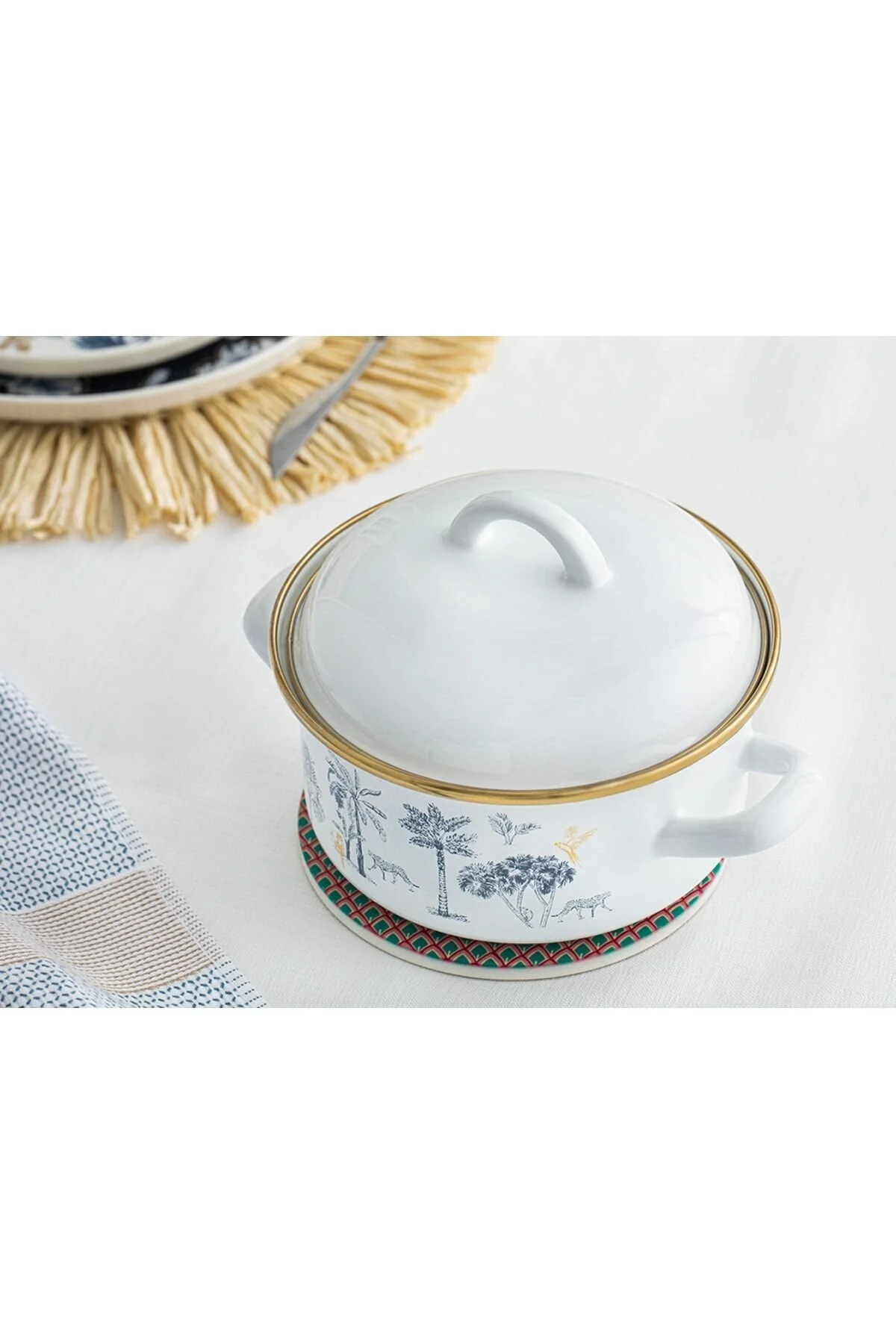 قابلمه مینای سفید 2 پارچه مدل طرح دار ابعاد 16 سانتی متری انگلیش هوم English Home