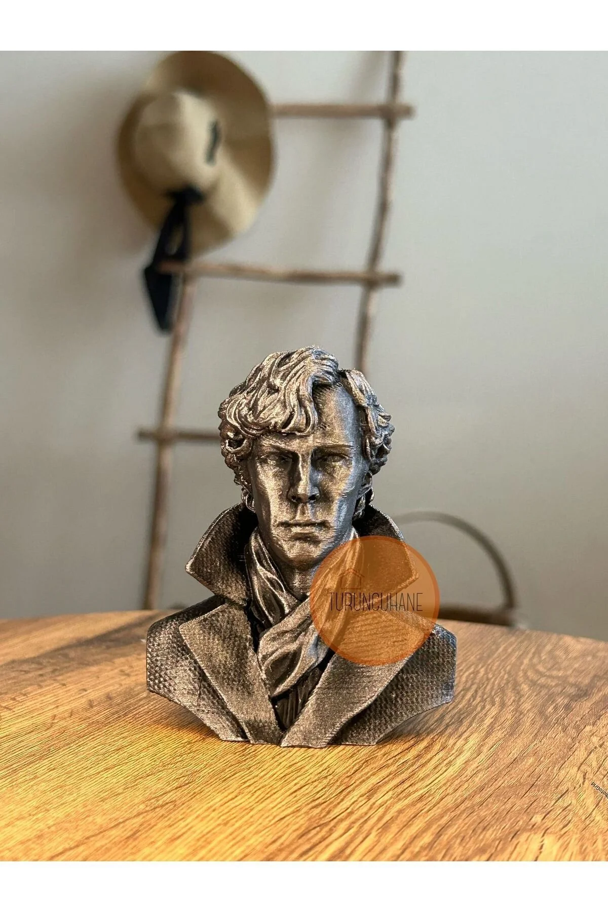 فیگور شرلوک هولمز BENEDICT CUMBERBATCH اندازه ۱۰ سانتی متر اورجینال TURUNCUHANE
