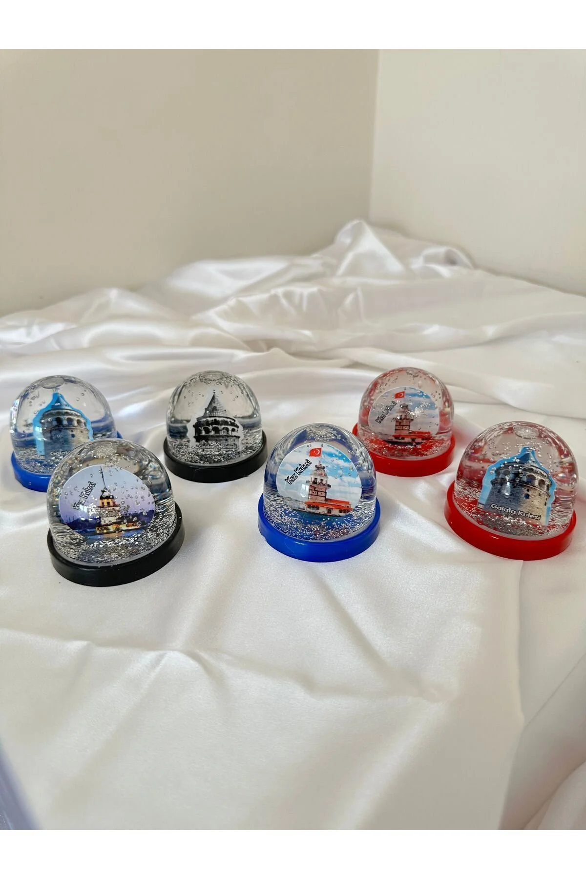 گوی برفی مجموعه ای از برج گالاتا و دوشیزه SNOW GLOBE GLITTER SMALL SIZE 1 PIECE ترکیه KıtayGroup