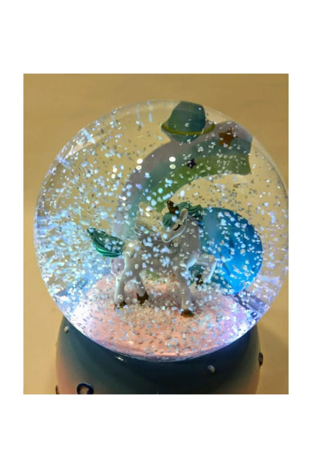 گوی برفی SNOW GLOBE با اندازه مگا ماشین تکشاخ چراغ ها و موسیقی از ترکیه hediyesahibi