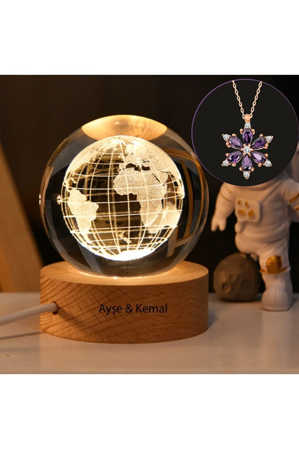 گوی برفی گلوب شیشه ای سه بعدی و گردنبند گل نیلوفر آبی با پایه چوبی طراحی شخصی تزئینی جهان روشن از ترکیه hediyesahibi