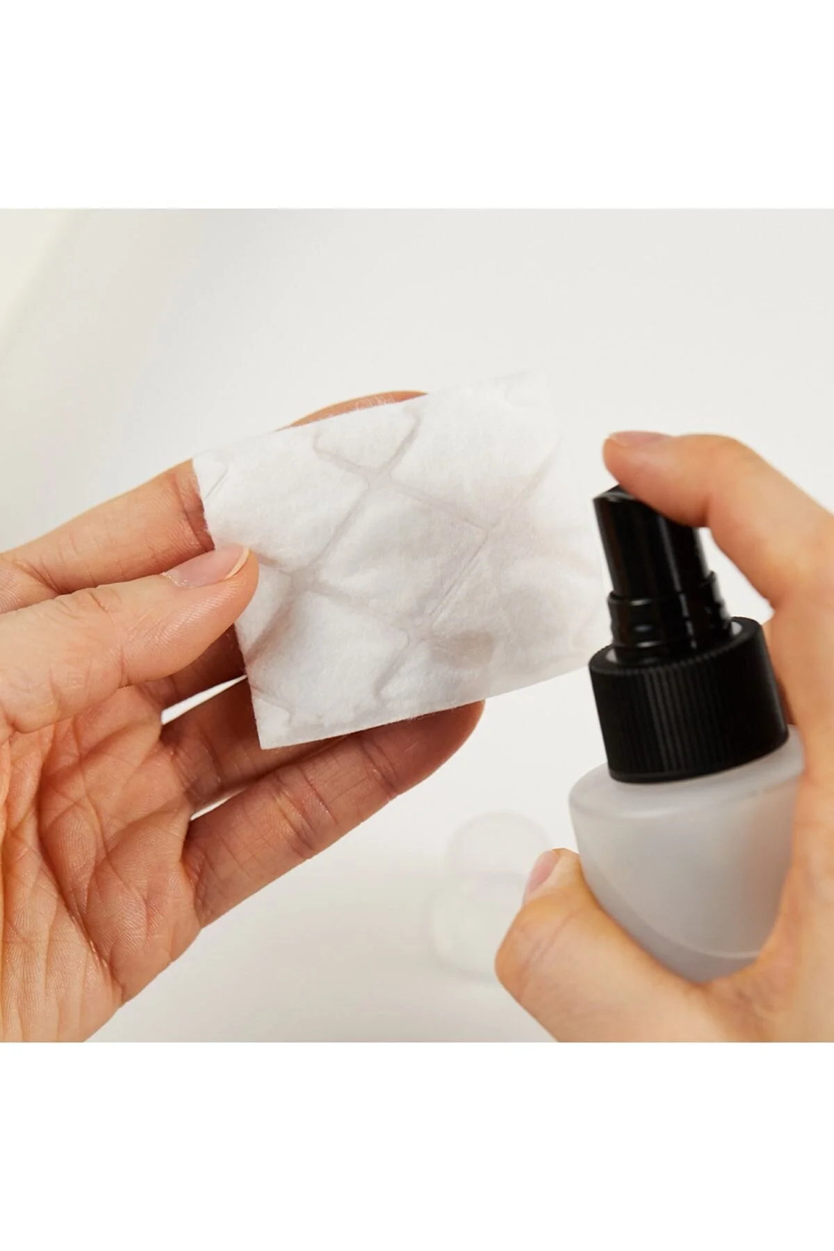 تونر تصفیه‌کننده با AHA و BHA برای پاکسازی عمیق منافذ و صاف کردن پوست کوزارکس CosRX