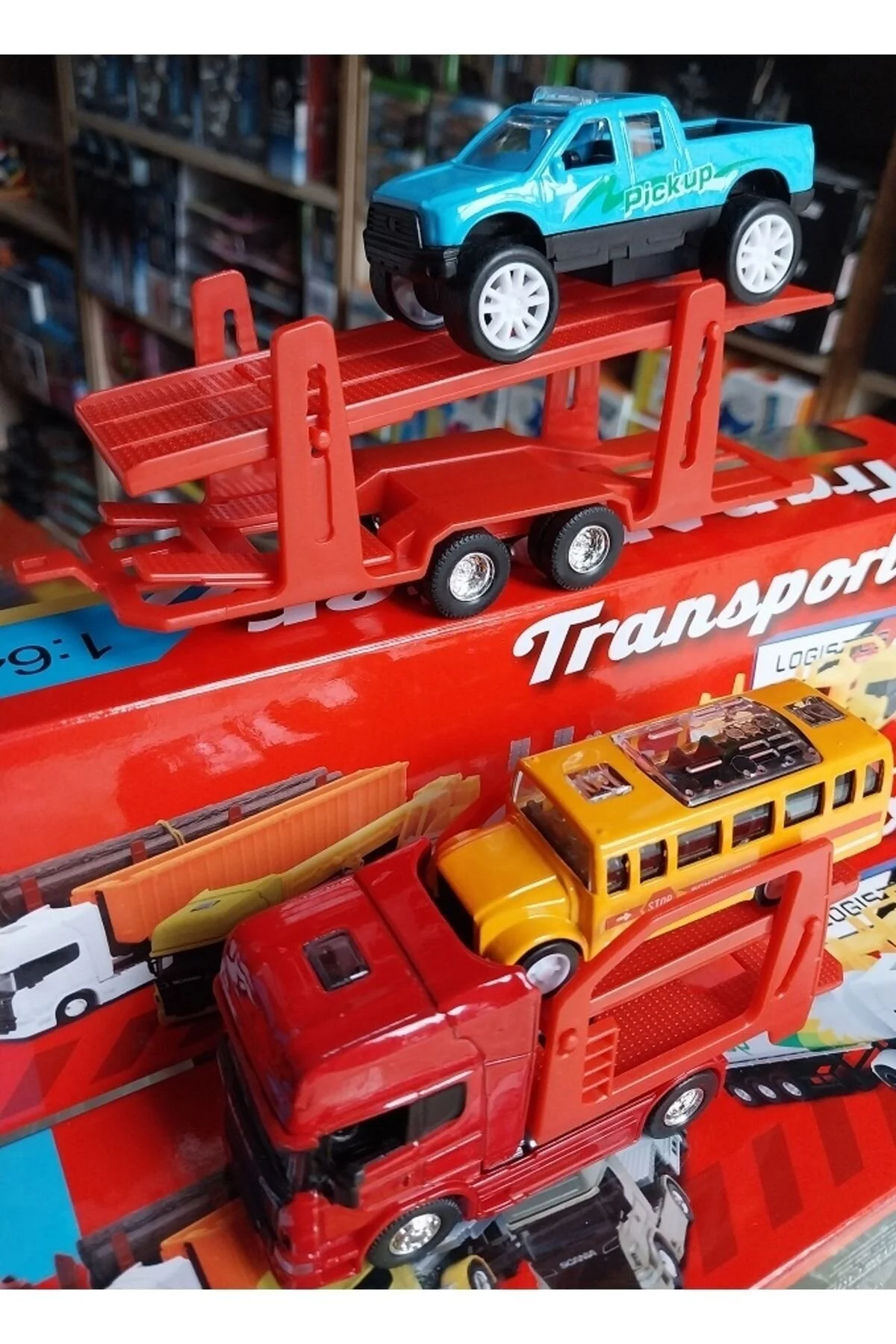 مدل خودرو SCANIA METAL TIR V8 R730 TWO CAR CARRING 2 IRON 1.64 بخش جلوی DIECAST OYUNCAKSAHİLİ