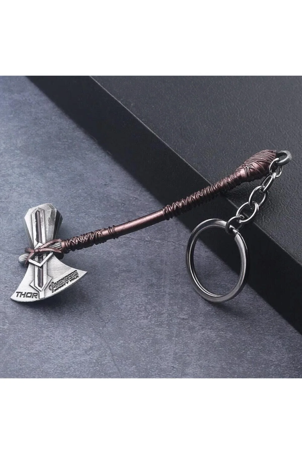 جلیقه کلید AVENGERS INFINITY WAR THOR MJOLNIR STORMBREAKER AXE CHAIN KEYCHAIN مدل جدید new fly