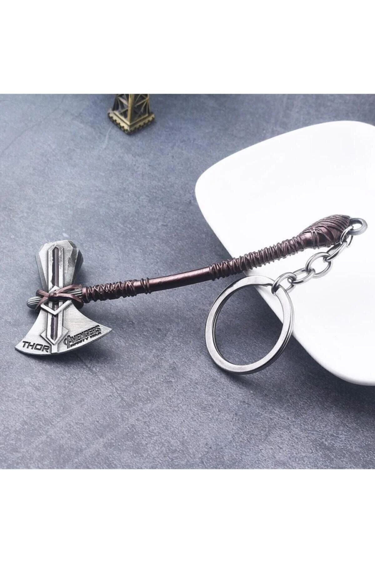 جلیقه کلید AVENGERS INFINITY WAR THOR MJOLNIR STORMBREAKER AXE CHAIN KEYCHAIN مدل جدید new fly