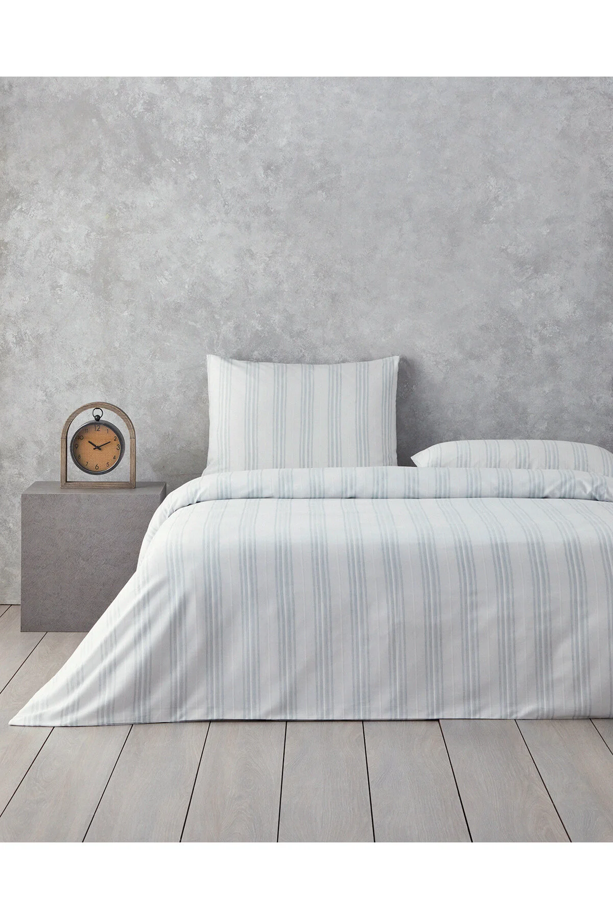 کاور لحاف دو نفره CALM COVER DUVET SELEDON DARK English Home