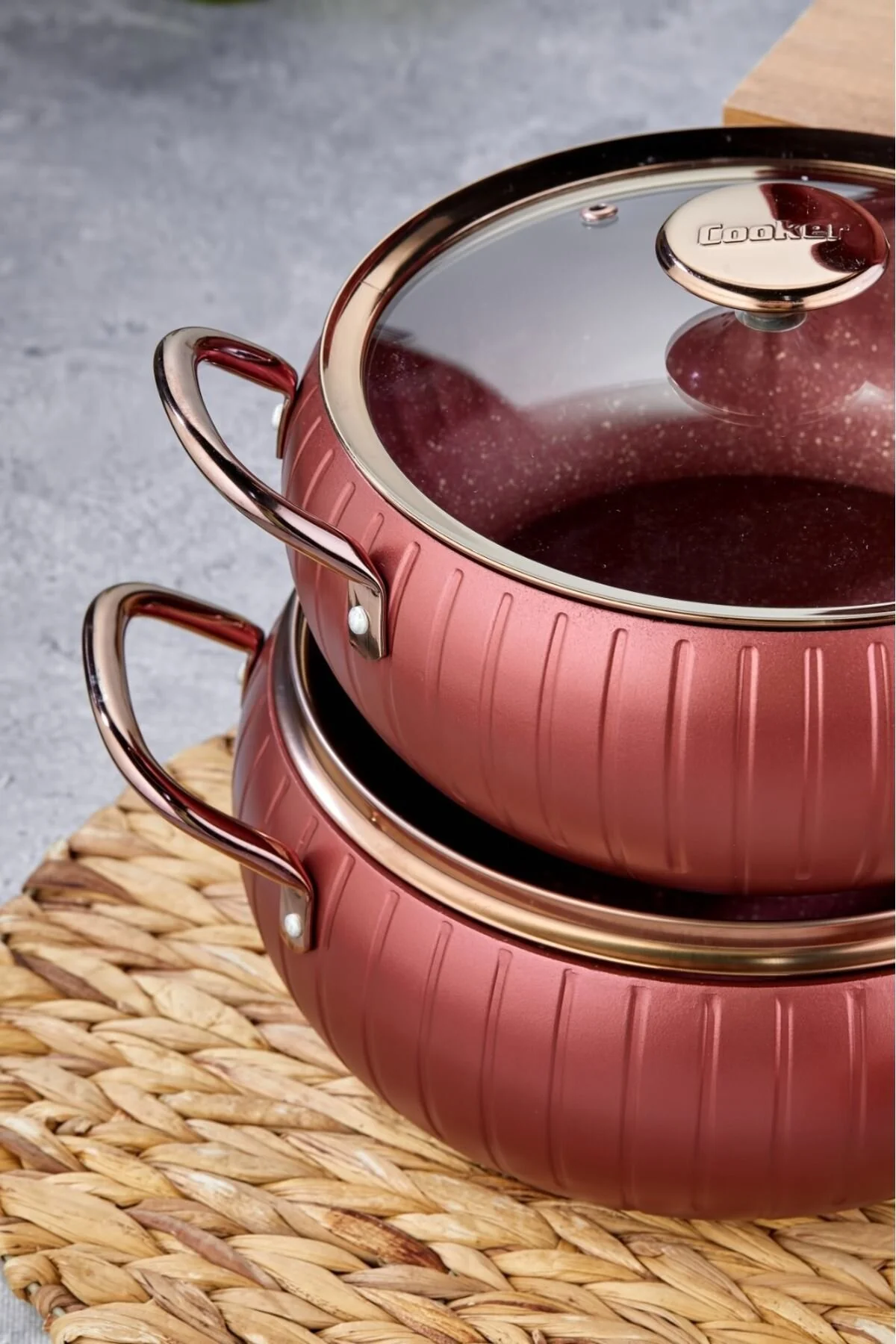 قابلمه قرمز ست 7 قطعه تابه گلدان گرانیتی  Cooker