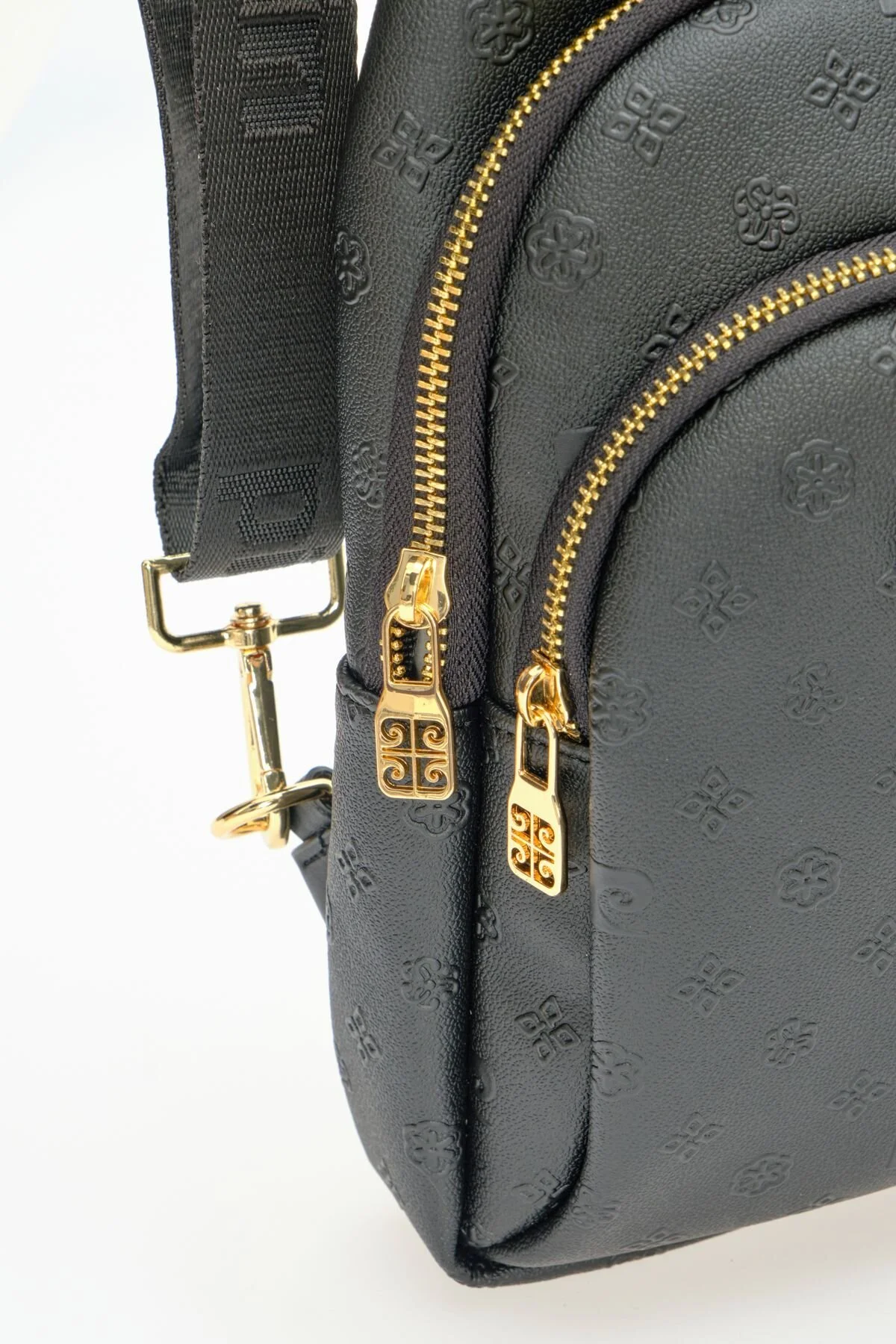 کیف شانه ای زنانه پرینت مشکی 05PO22Y1535 Pierre Cardin