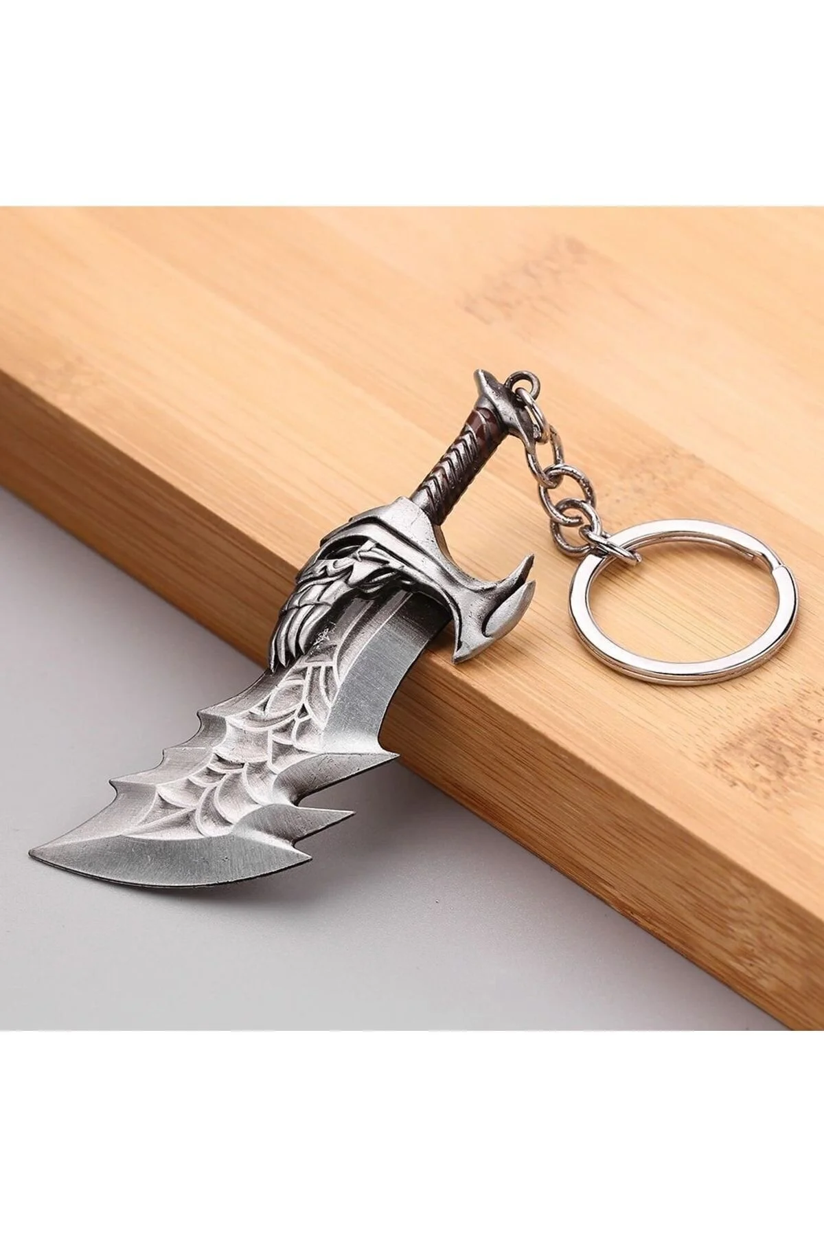 جلیقه کلید GOD OF WAR GOW RAGNAROK KRATOS BLADE KHAOS BLADES CHAOS KEYCHAIN METAL PLAYSTATION 5 SILVER Jts