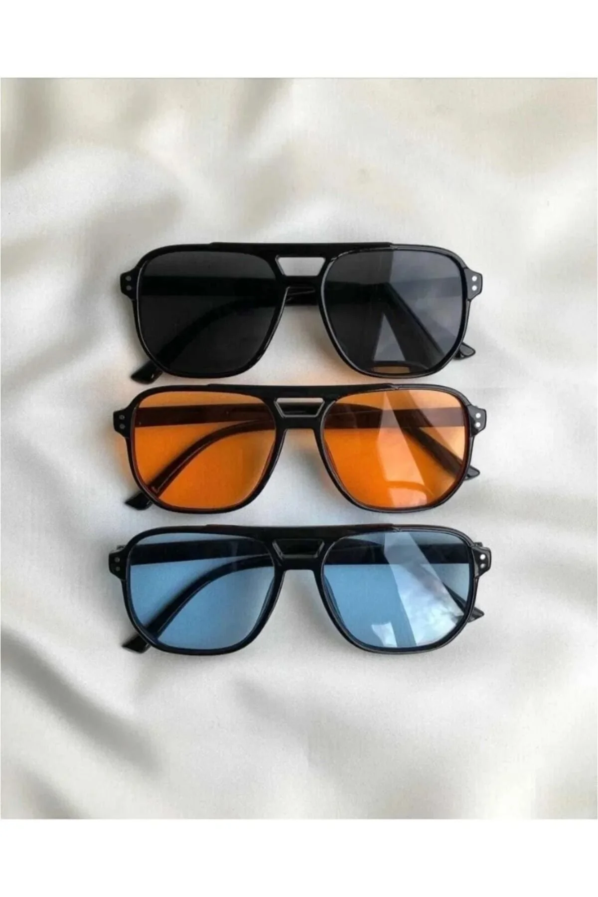 عینک آفتابی شیشه ای رنگارنگ تعداد ۳ عدد SUNGLASSES اورجینال Nilu Moda