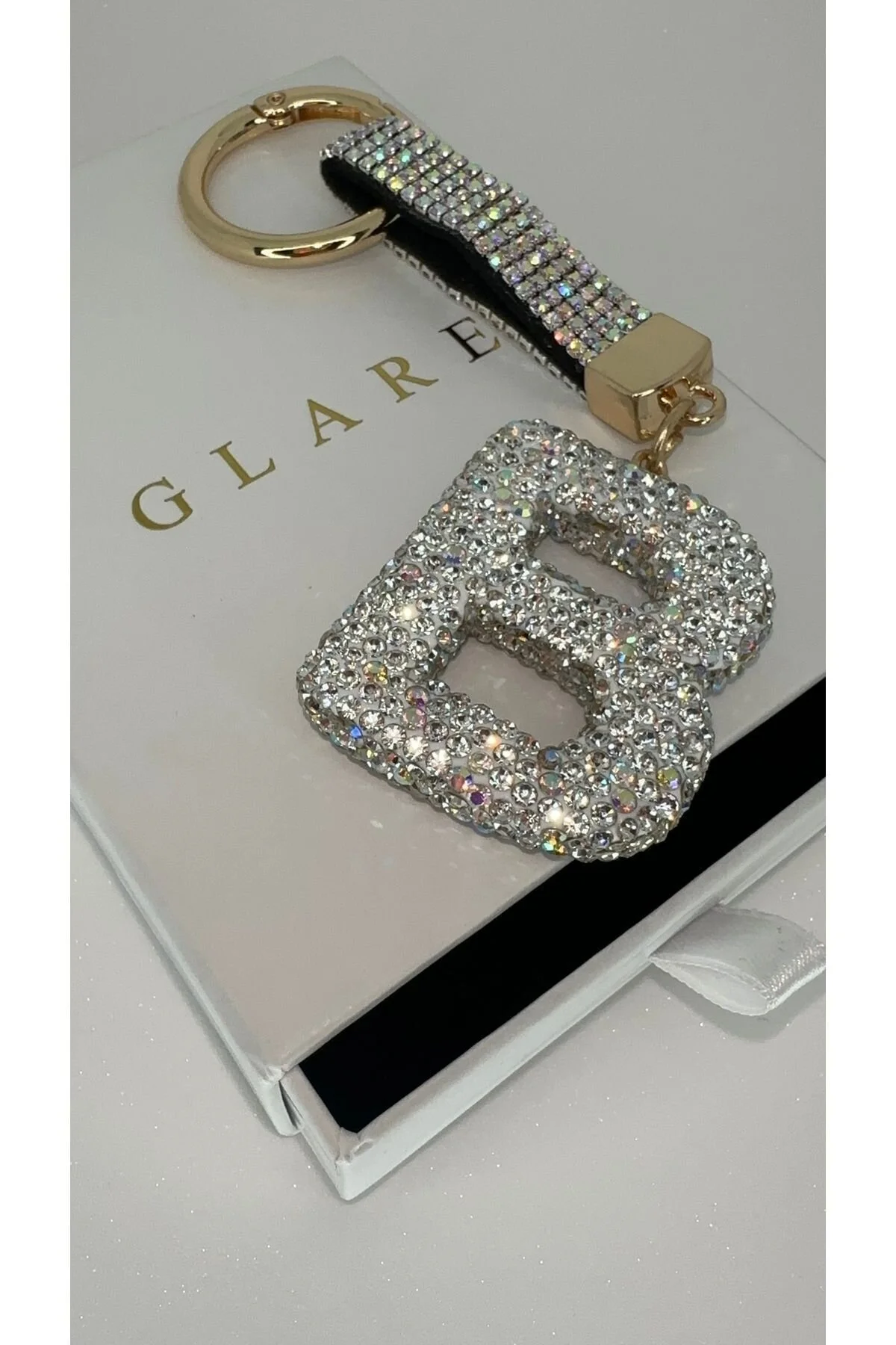 جلیقه کلید جاکلیدی حرف B لوکس نقره ای سنگ زیرکون GLARE JEWELRY