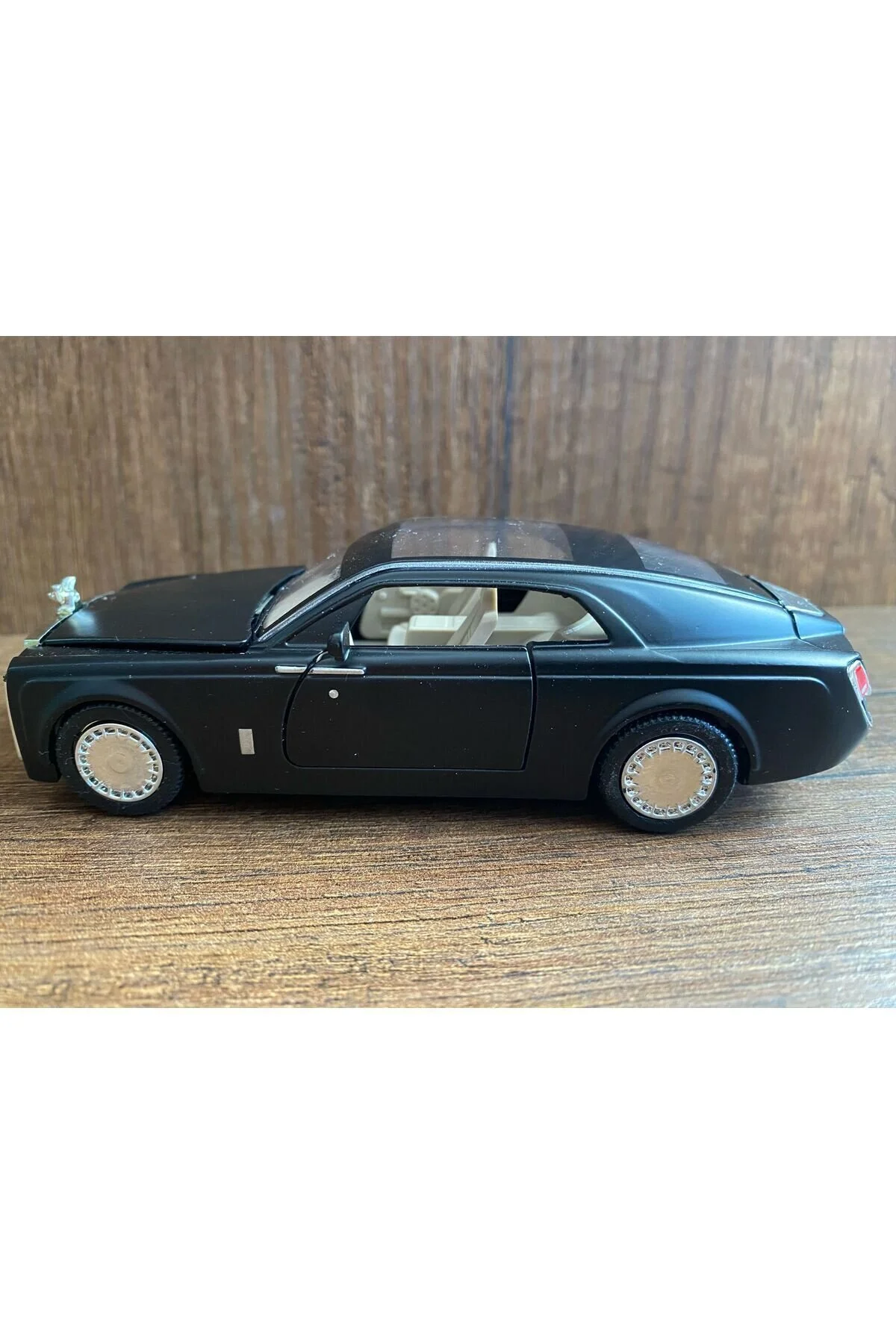 ماشین اسباب بازی کاپوت صندوق عقب درب رولز رویس SWEPTAIL با چراغ های صدا باز می شود scntoys