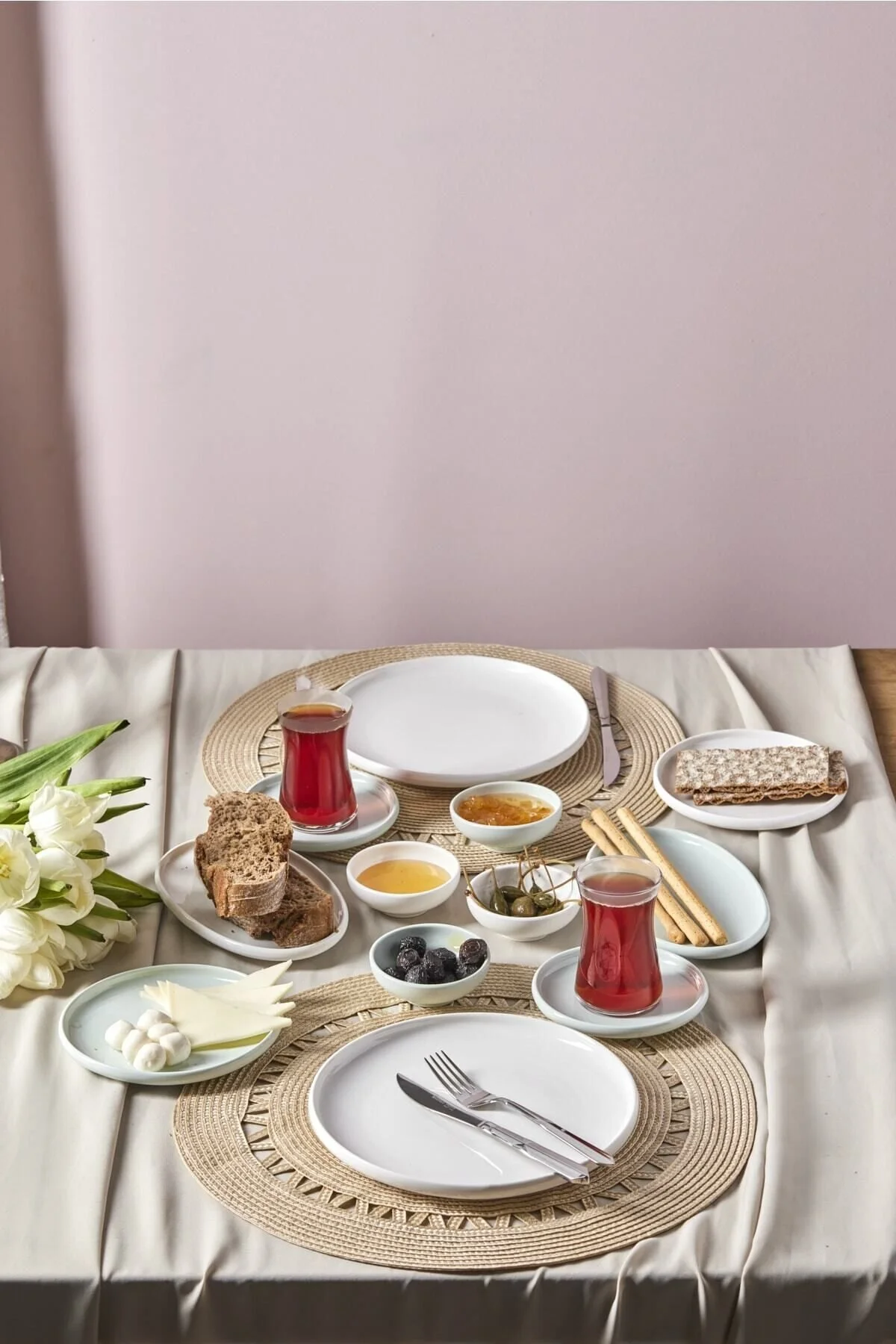 ست صبحانه سبز سرویس صبحانه‌خوری 26 پارچه چینی نعنایی 6 نفره مدل کوردلیا کاراجا Karaca
