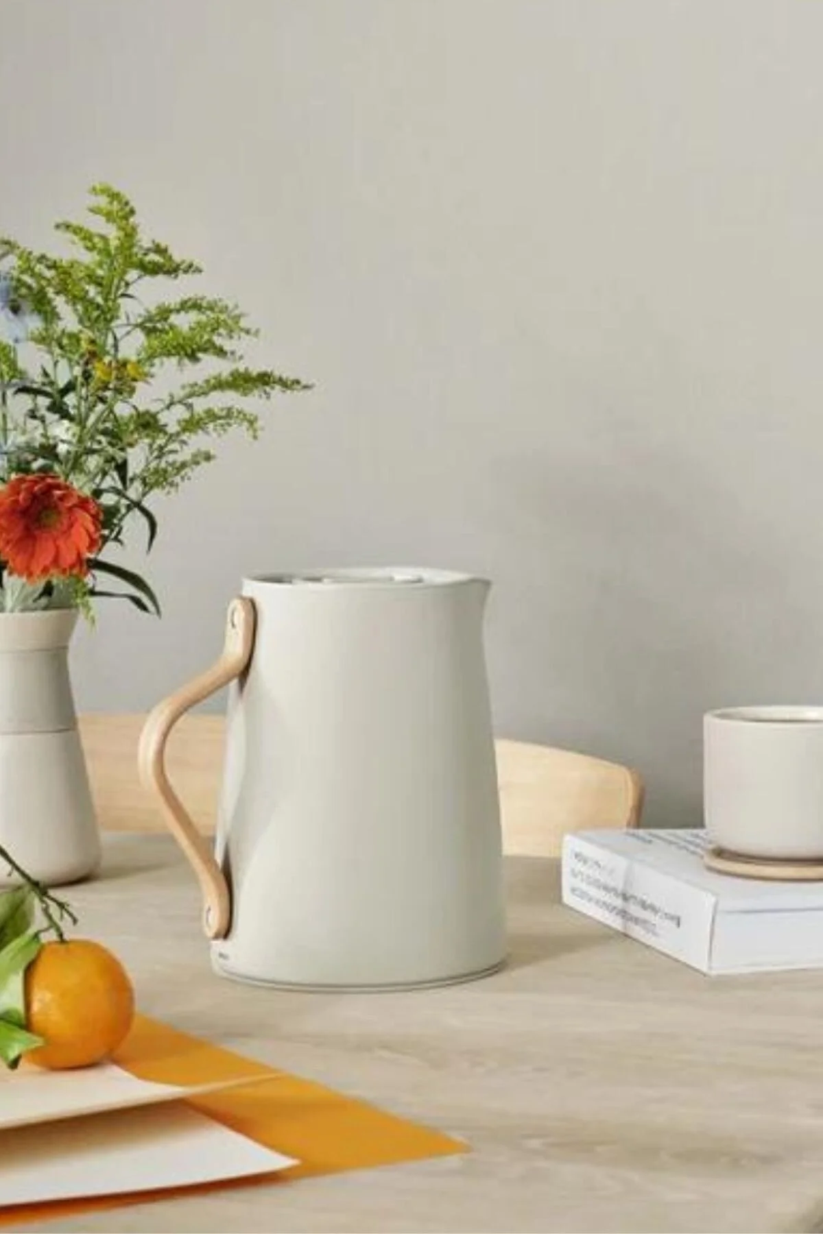 پارچ کوچک شیر نود تئو 04 لیتر بژ stelton