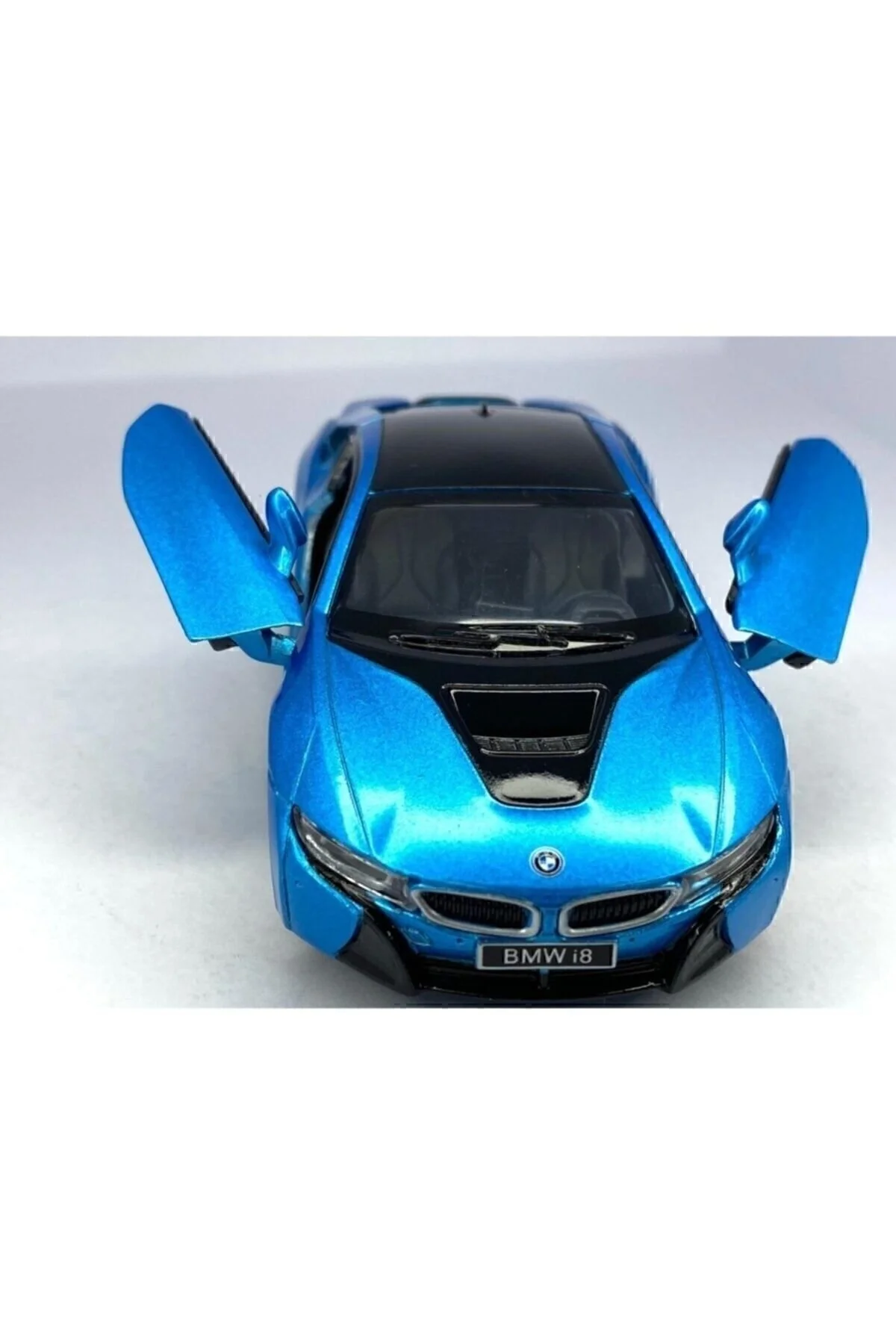 ماشین اسباب بازی BMW I8 مدل دارای مجوز 5 اینچی را بکش و رها کن 1:36 آبی Genel Markalar
