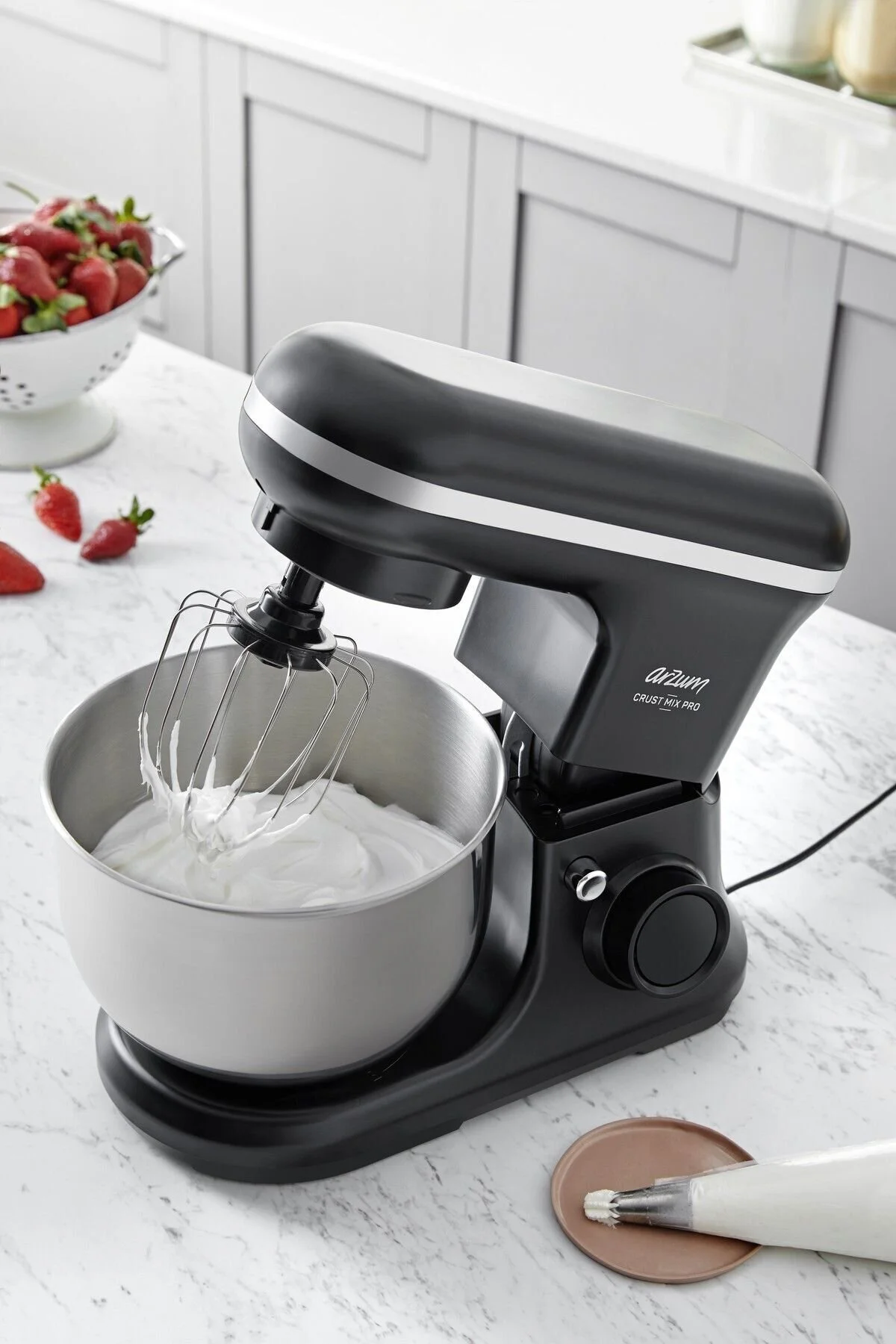 میکسر و ست AR1178 CRUST MIX PRO SCREEN DIGITAL 5 LT STAND MIXER BLACK Arzum