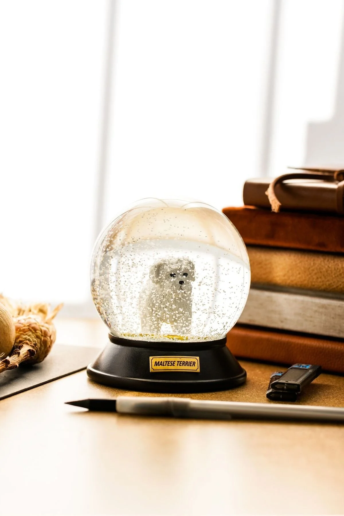 گوی برفی پنجه های طلایی شیشه و رزین مالتی تریر SNOW GLOBE از ترکیه SNOOWG