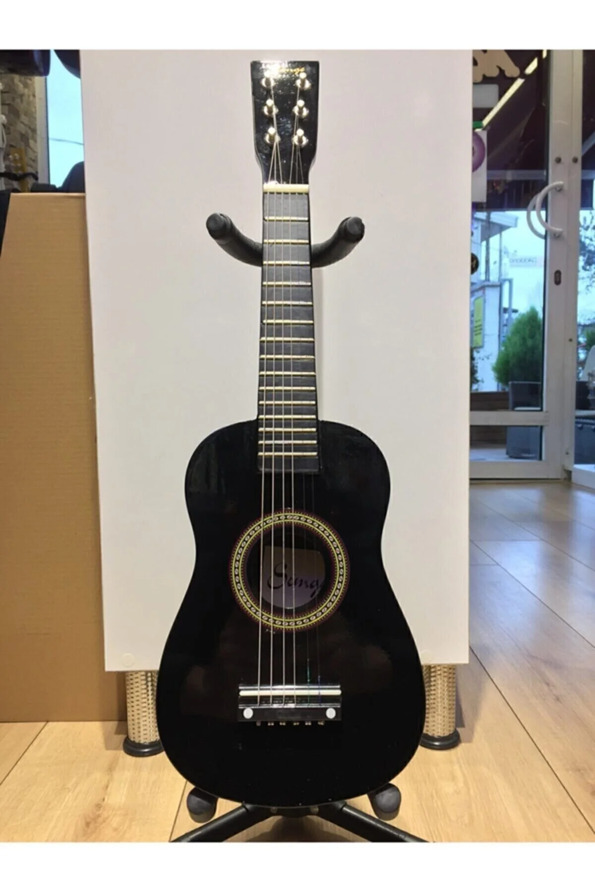 گیتار چوب اسباب بازی کودکان سیاه بین 0 تا 6 سال Bando Müzik Aletleri