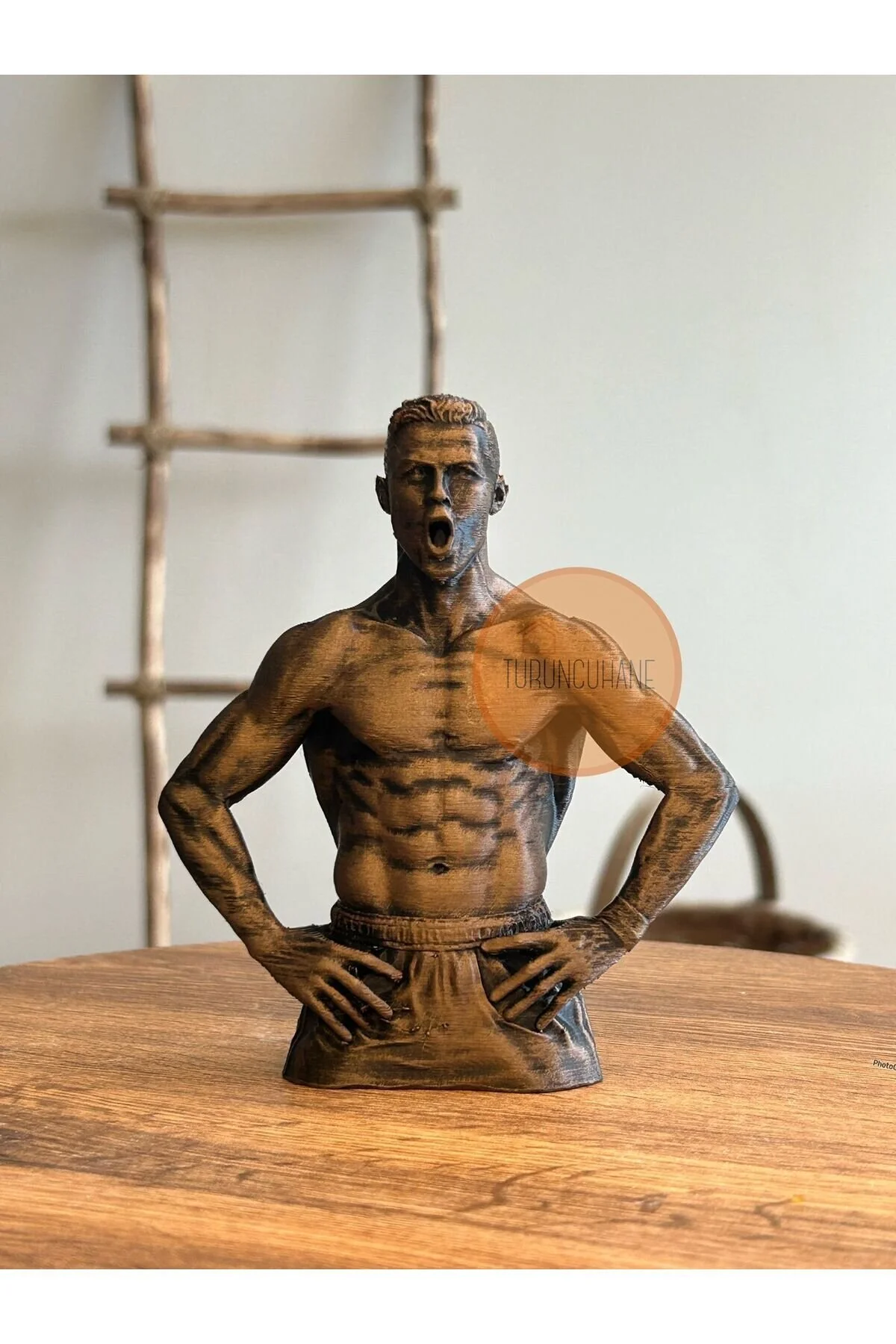 فیگور CRISTIANO RONALDO اندازه ۱۲ سانتی متر برنز اصل TURUNCUHANE