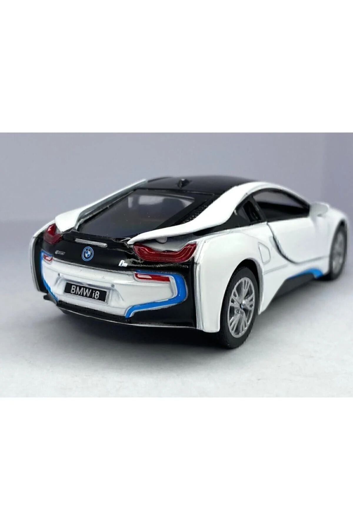 ماشین اسباب بازی BMW I8 PULL DROP 5 اینچی. خودرو مدل دارای مجوز 1:36 سفید Kinsmart