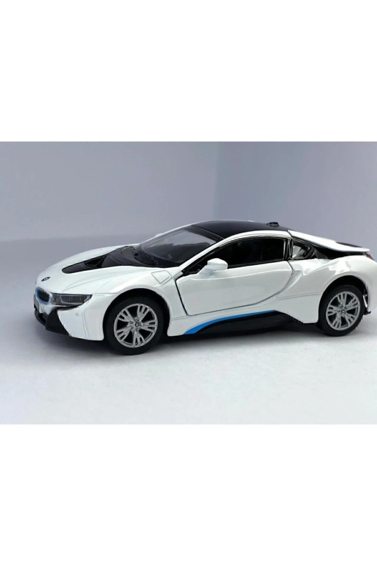 ماشین اسباب بازی BMW I8 PULL DROP 5 اینچی. خودرو مدل دارای مجوز 1:36 سفید Kinsmart