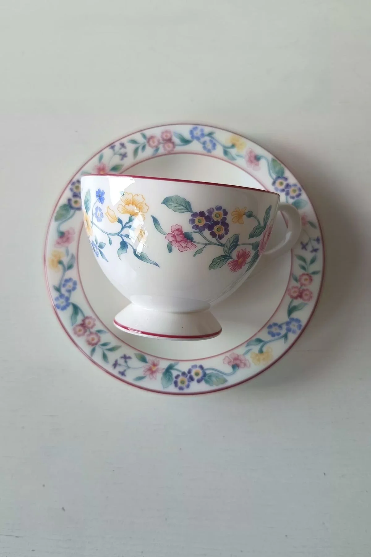 فنجان چای BONE CHINA ENGLAND MARGUERITE TEATED CUP 2 قطعه Royal Albert