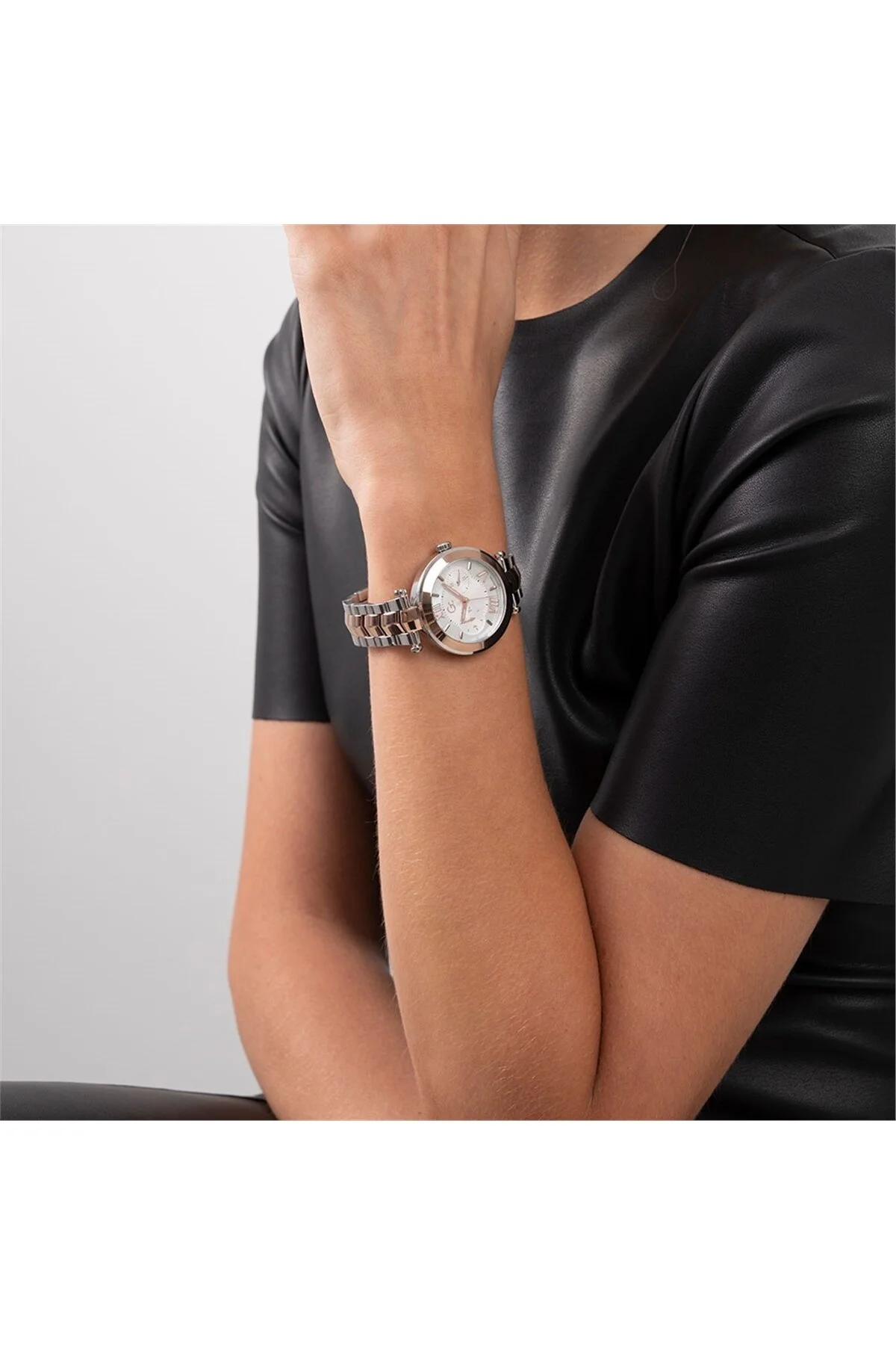 ساعت مچی زنانه GC GCY92001L1MF اورجینال Guess Collection