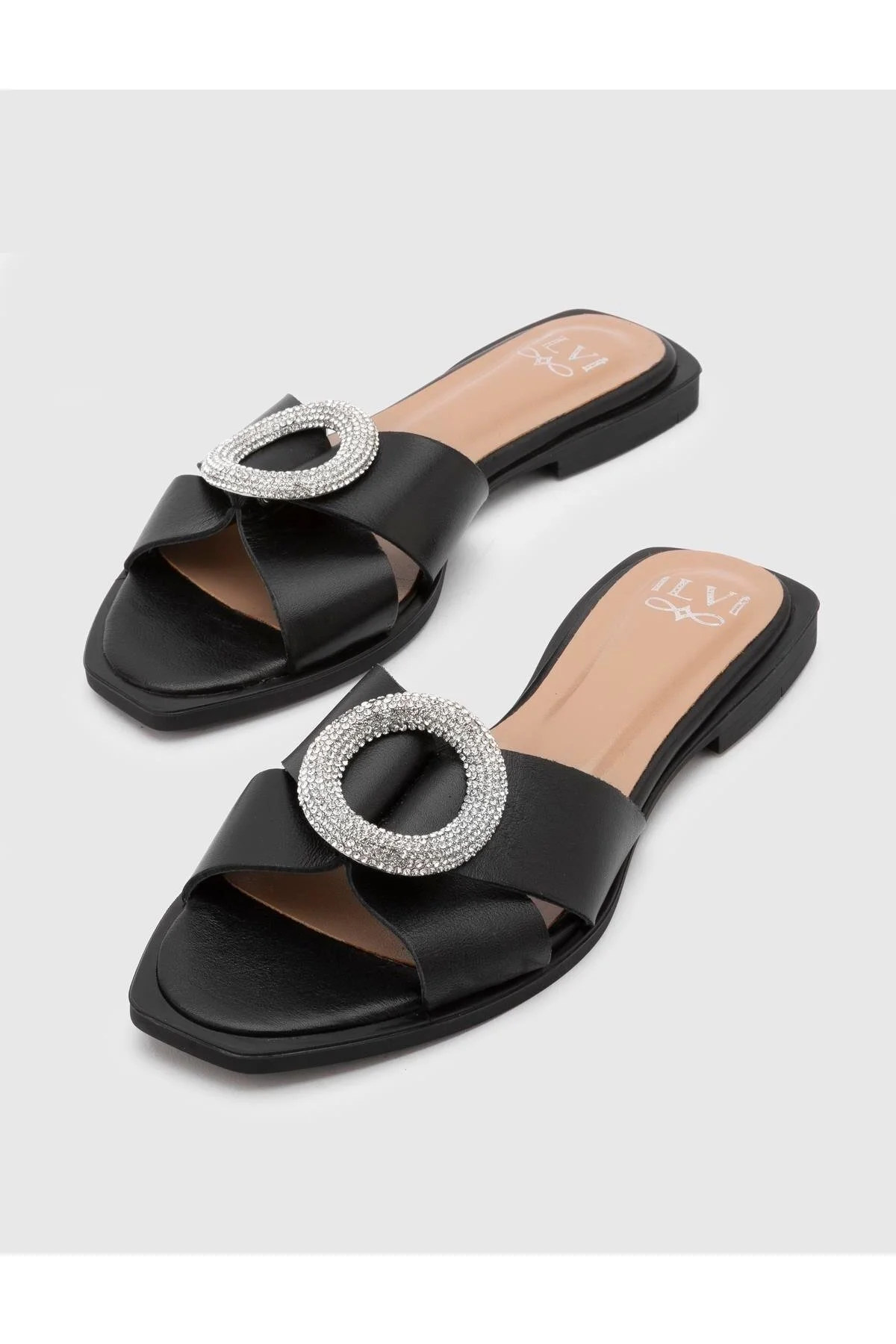 کفش زنانه MINATO LEATHINE LEATHER WOMEN DLIPPERS سیاه ایلوی İlvi