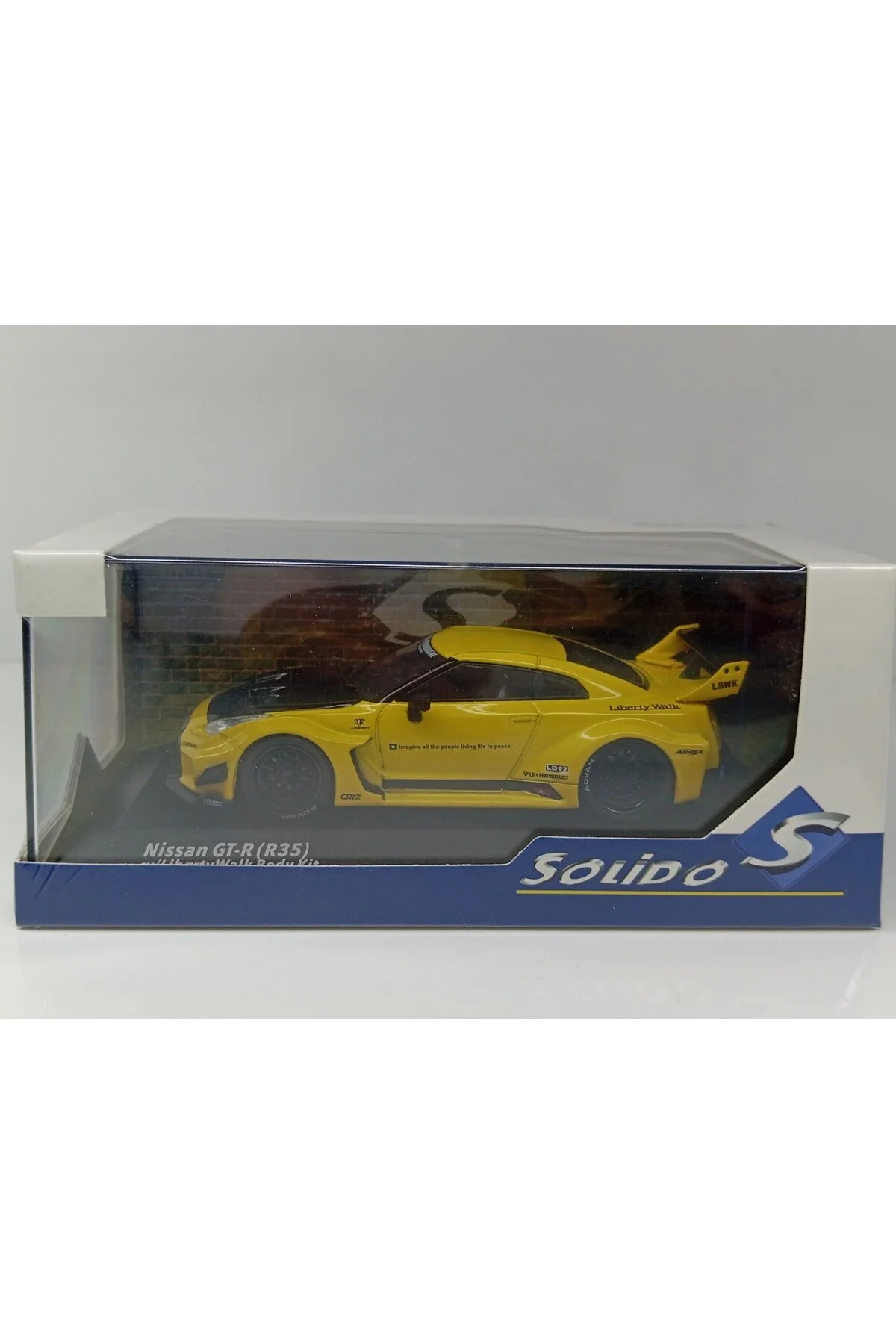 مدل خودرو 1:43 NISSAN GT R R35 LEAGUE. W بدن کمیاب Solido