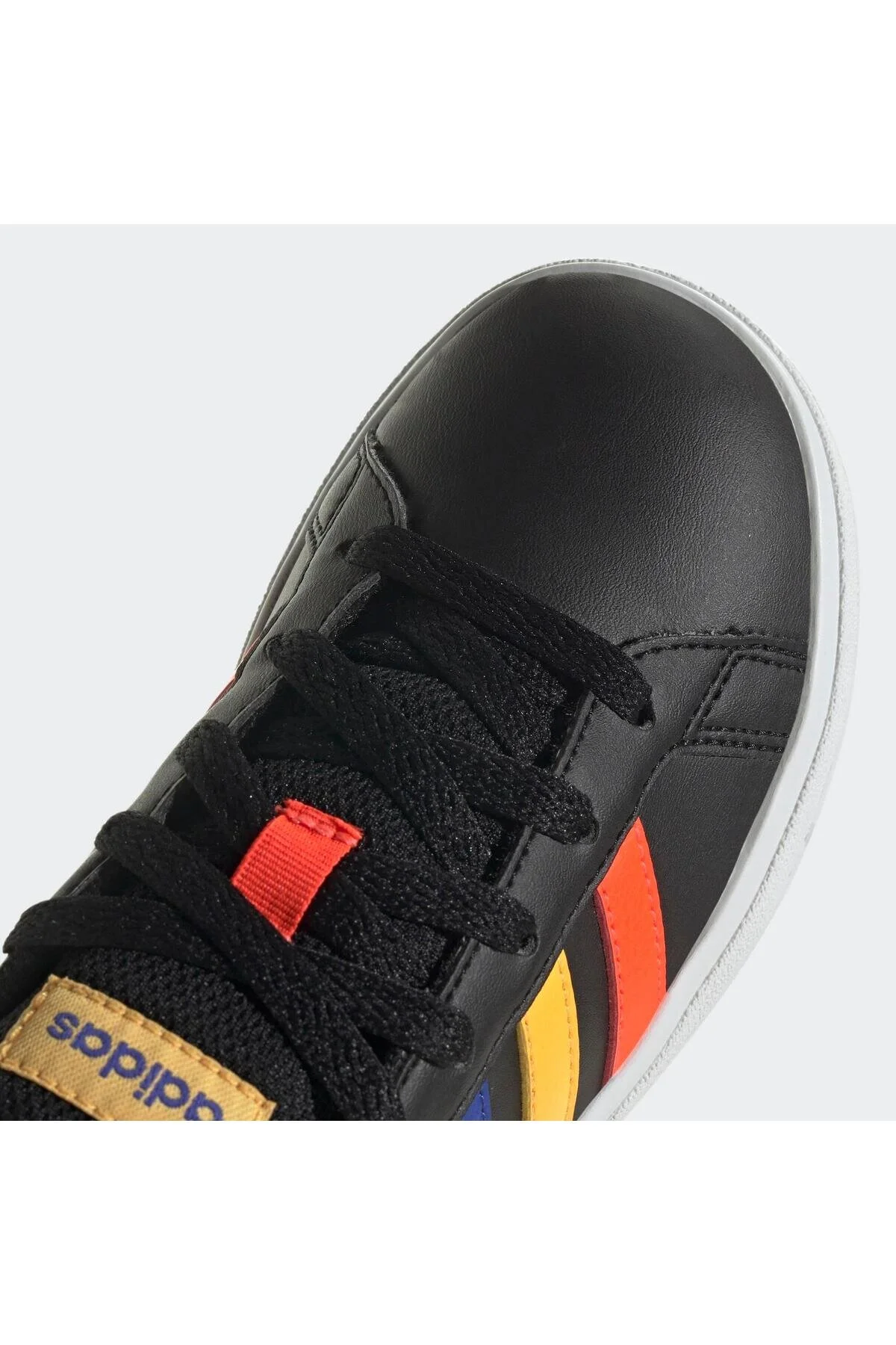 اسنیکر زنانه GRAND COURT 2.0 K کفش سبک زندگی HP8909 سیاه آدیداس adidas