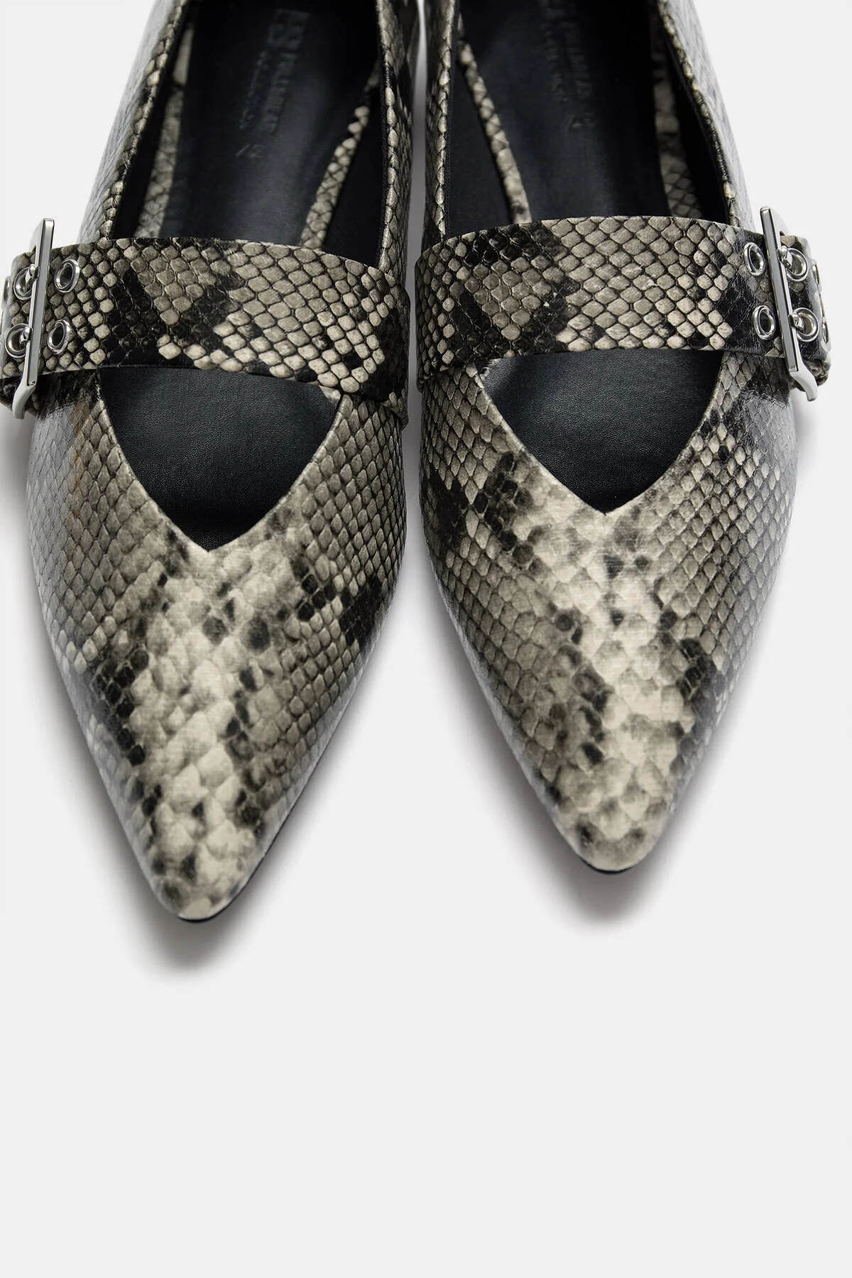 کفش زنانه Bukali و Snake Ballet پول اند بیر Pull Bear