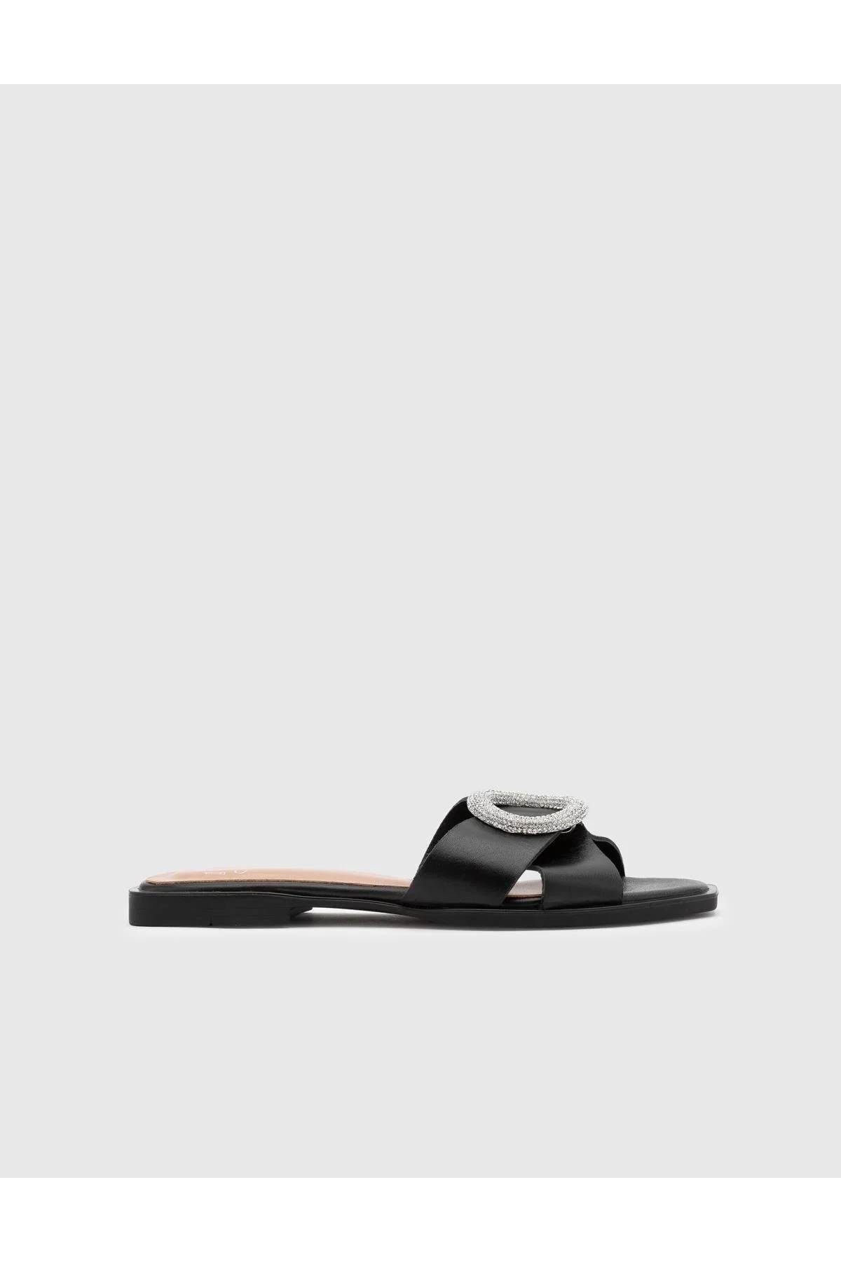 کفش زنانه MINATO LEATHINE LEATHER WOMEN DLIPPERS سیاه ایلوی İlvi
