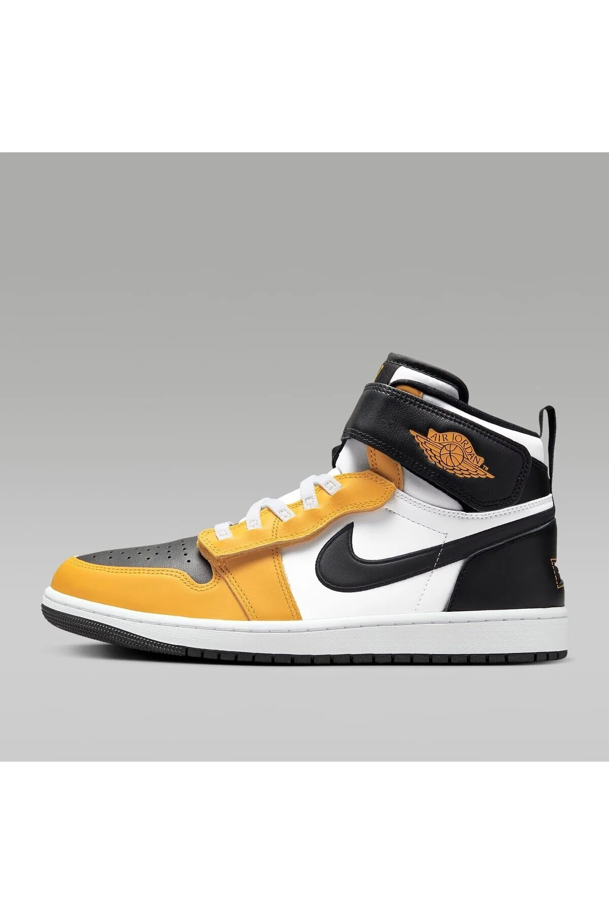 اسنیکر مردانه AIR JORDAN 1 HI FLYYEASE CQ3835 107 نایک Nike